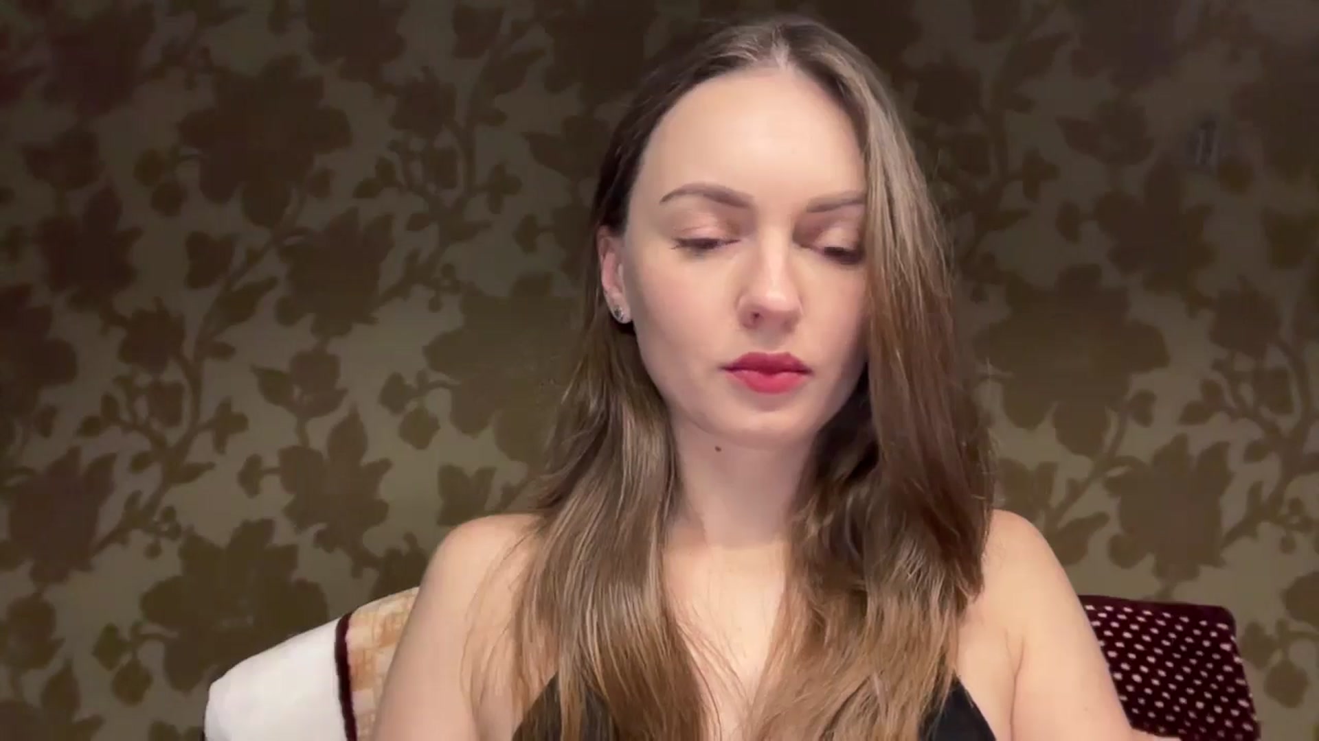 Gallery image thumbnail from MarshaGreen's myfreecams stream on, 11/12/2025, 14:03 image 8 of 20
