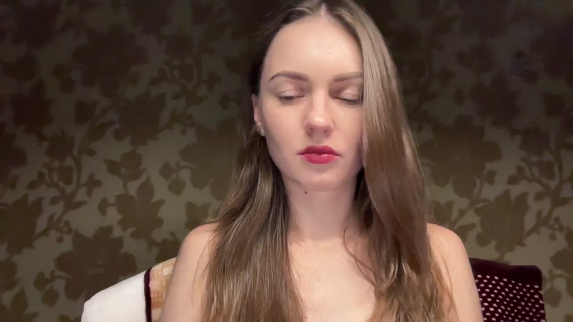 Gallery image thumbnail from MarshaGreen's myfreecams stream on, 11/12/2025, 15:20 image 3 of 20