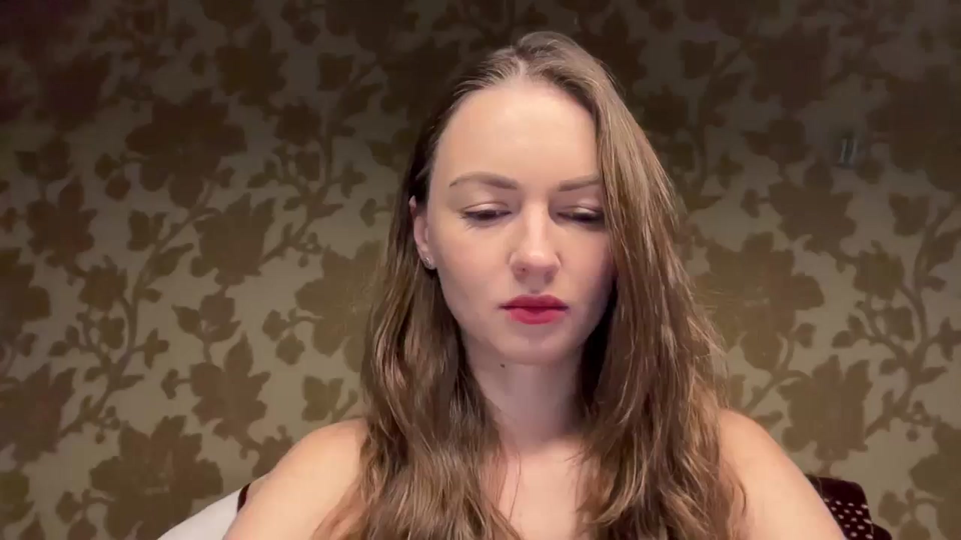 Gallery image thumbnail from MarshaGreen's myfreecams stream on, 11/19/2025, 13:15 image 8 of 20