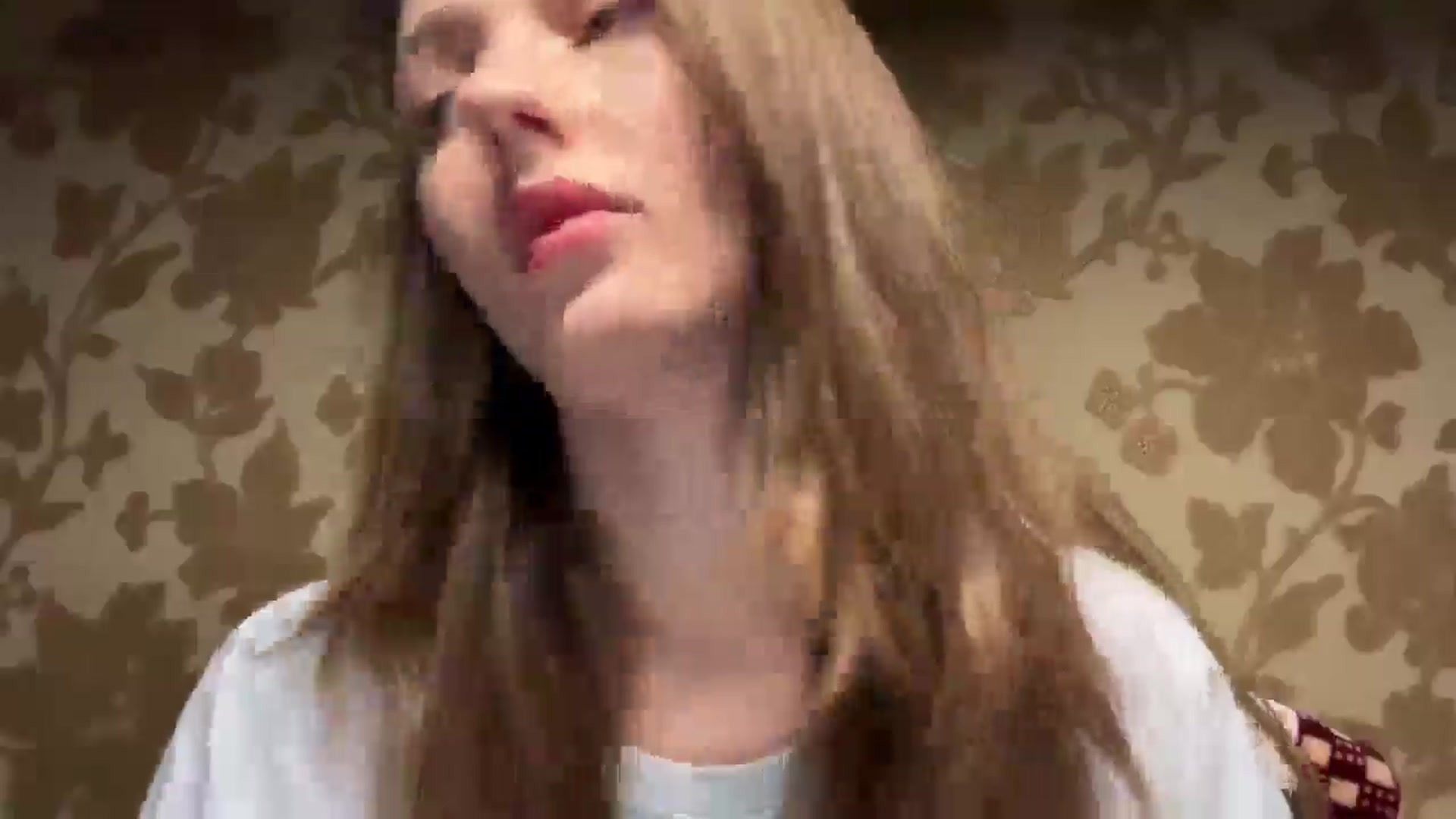 Gallery image thumbnail from MarshaGreen's myfreecams stream on, 12/03/2025, 14:02 image 13 of 20
