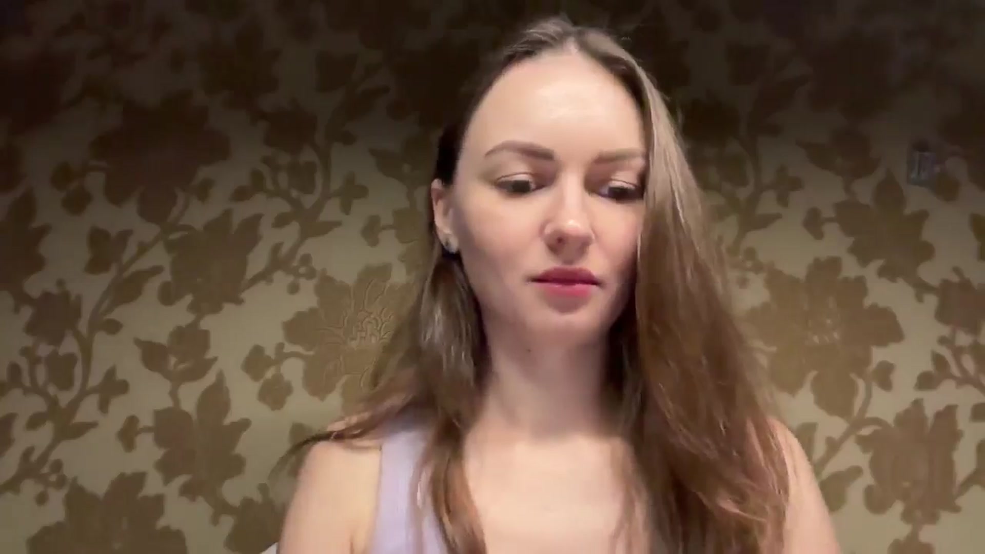 Gallery image thumbnail from MarshaGreen's myfreecams stream on, 12/08/2025, 15:31 image 5 of 20