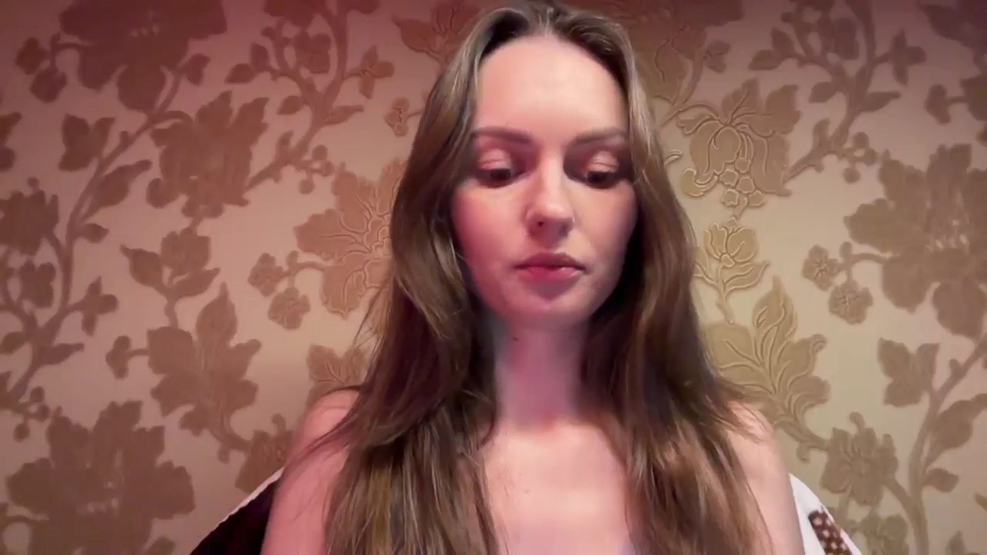 Gallery image thumbnail from MarshaGreen's myfreecams stream on, 12/22/2025, 15:07 image 6 of 20