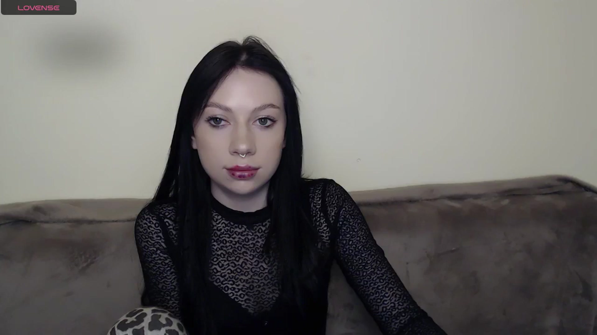 Gallery image thumbnail from MartaMeis_'s myfreecams stream on, 05/30/2025, 11:37 image 14 of 20