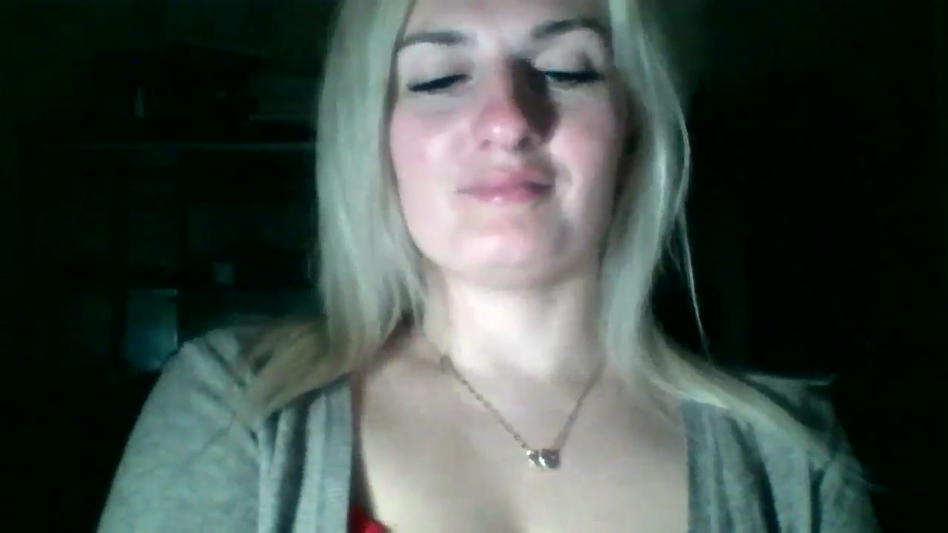 Gallery image thumbnail from Marta_Haze's myfreecams stream on, 03/26/2026, 01:58 image 18 of 20