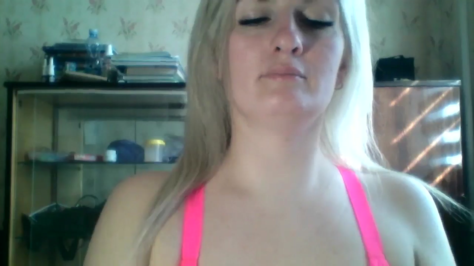 Gallery image thumbnail from Marta_Haze's myfreecams stream on, 03/29/2026, 12:22 image 17 of 20