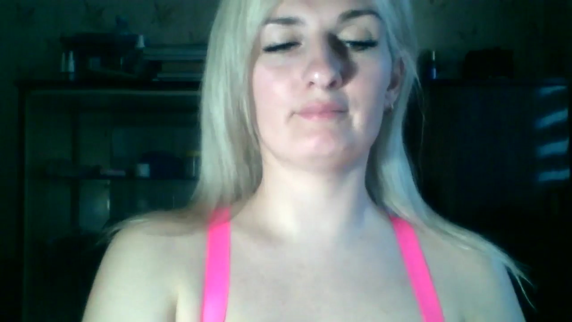 Gallery image thumbnail from Marta_Haze's myfreecams stream on, 03/29/2026, 15:33 image 18 of 20
