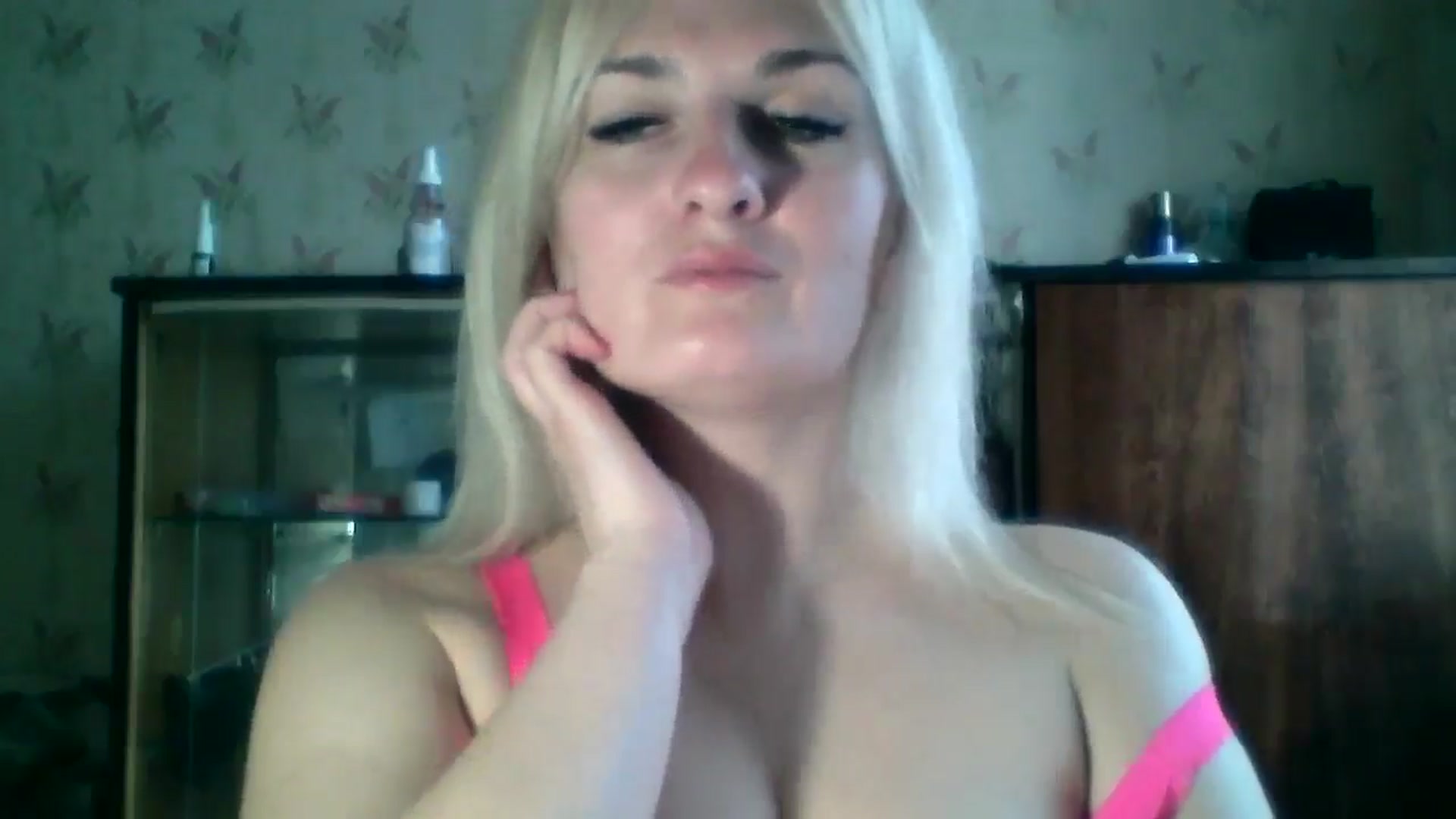 Gallery image thumbnail from Marta_Haze's myfreecams stream on, 04/03/2026, 12:00 image 20 of 20