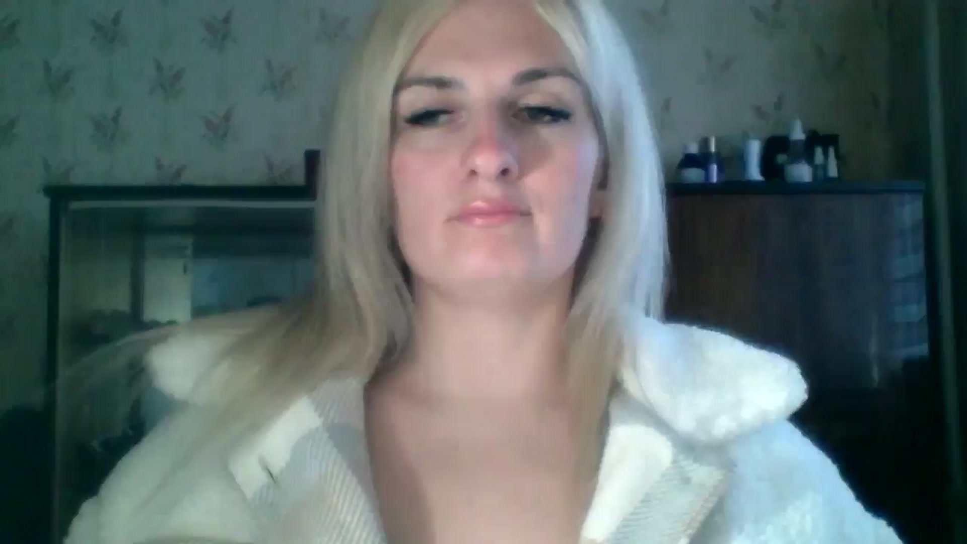 Gallery image thumbnail from Marta_Haze's myfreecams stream on, 04/05/2026, 15:02 image 11 of 20