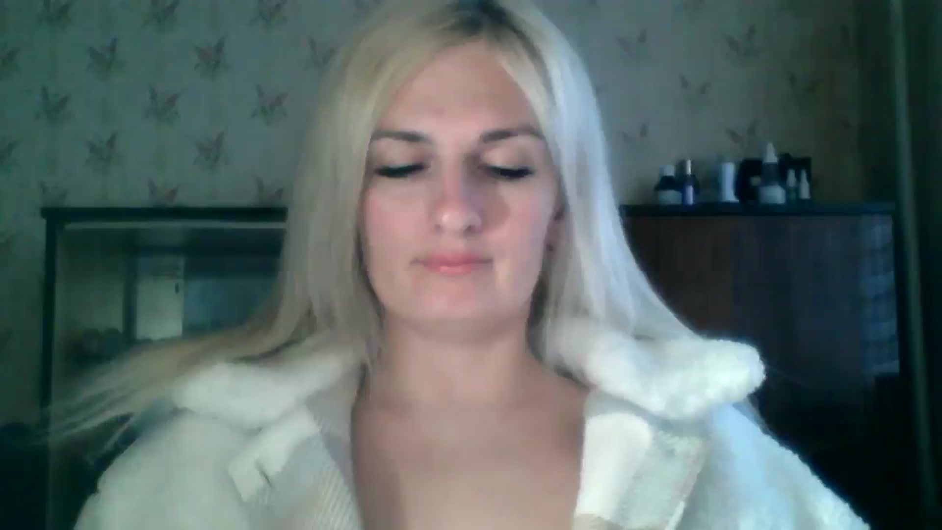 Gallery image thumbnail from Marta_Haze's myfreecams stream on, 04/05/2026, 15:02 image 18 of 20