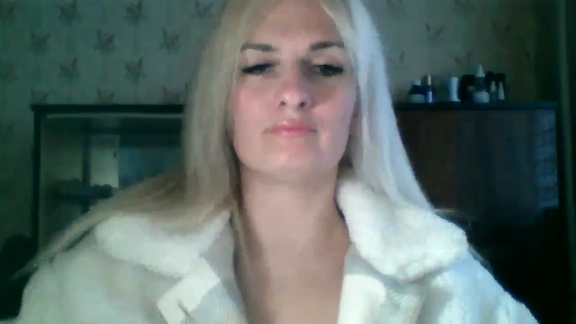 Gallery image thumbnail from Marta_Haze's myfreecams stream on, 04/05/2026, 15:02 image 15 of 20