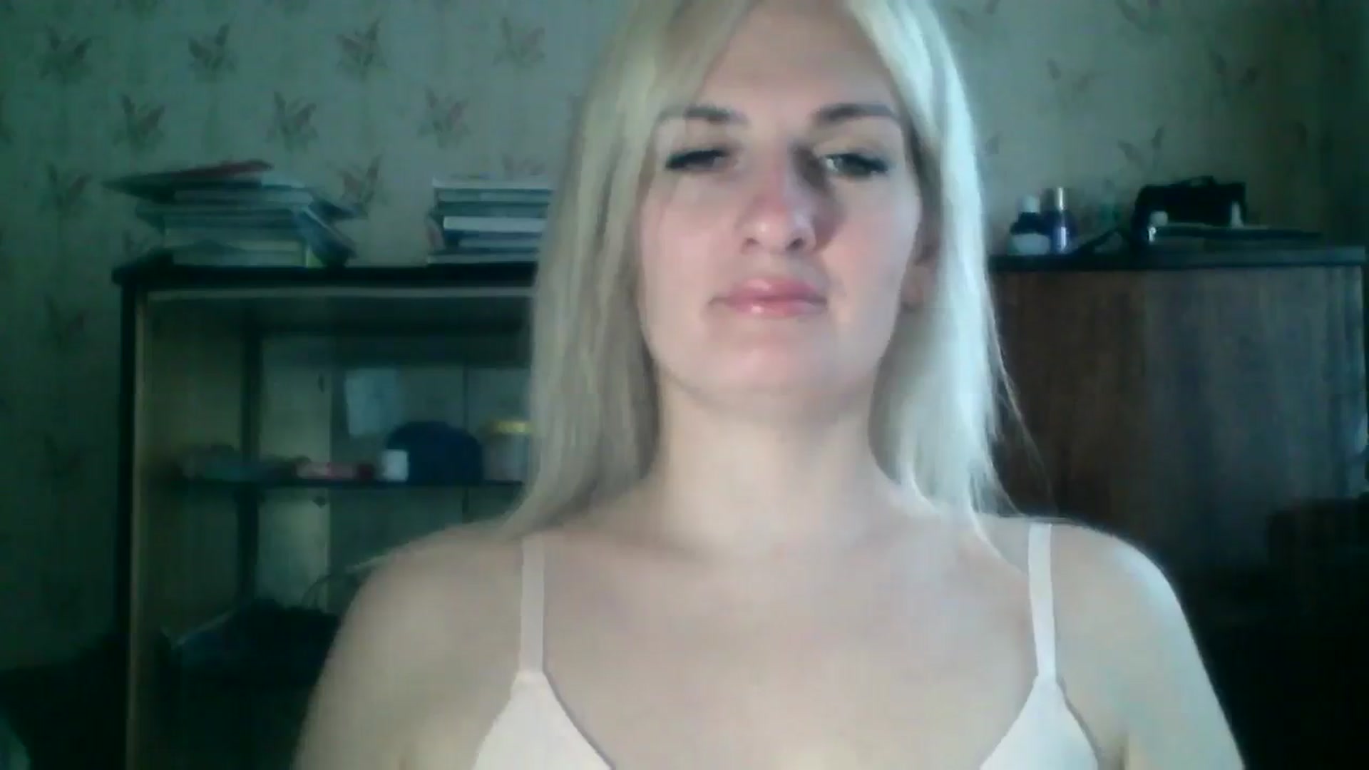 Gallery image thumbnail from Marta_Haze's myfreecams stream on, 04/12/2026, 13:15 image 11 of 20