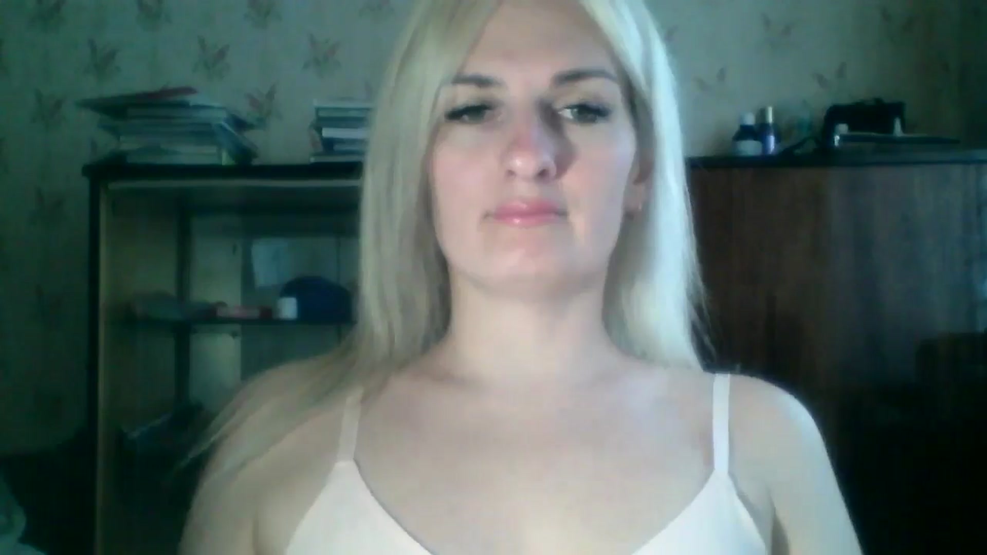Gallery image thumbnail from Marta_Haze's myfreecams stream on, 04/12/2026, 13:15 image 3 of 20