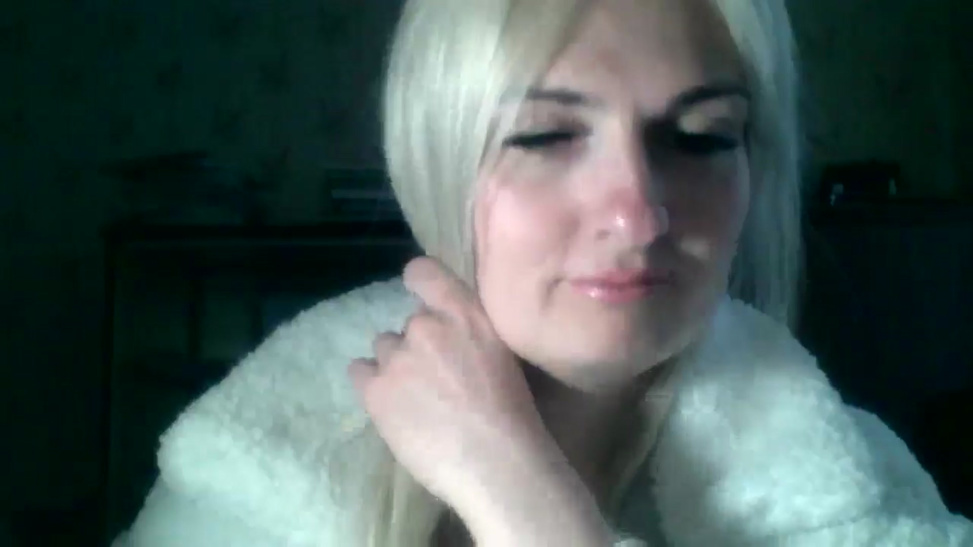 Gallery image thumbnail from Marta_Haze's myfreecams stream on, 04/12/2026, 14:46 image 16 of 20