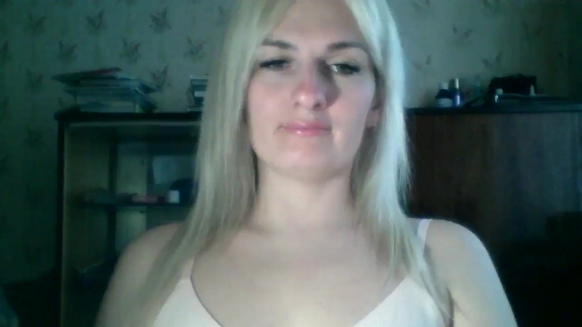 Gallery image thumbnail from Marta_Haze's myfreecams stream on, 04/12/2026, 14:46 image 2 of 20