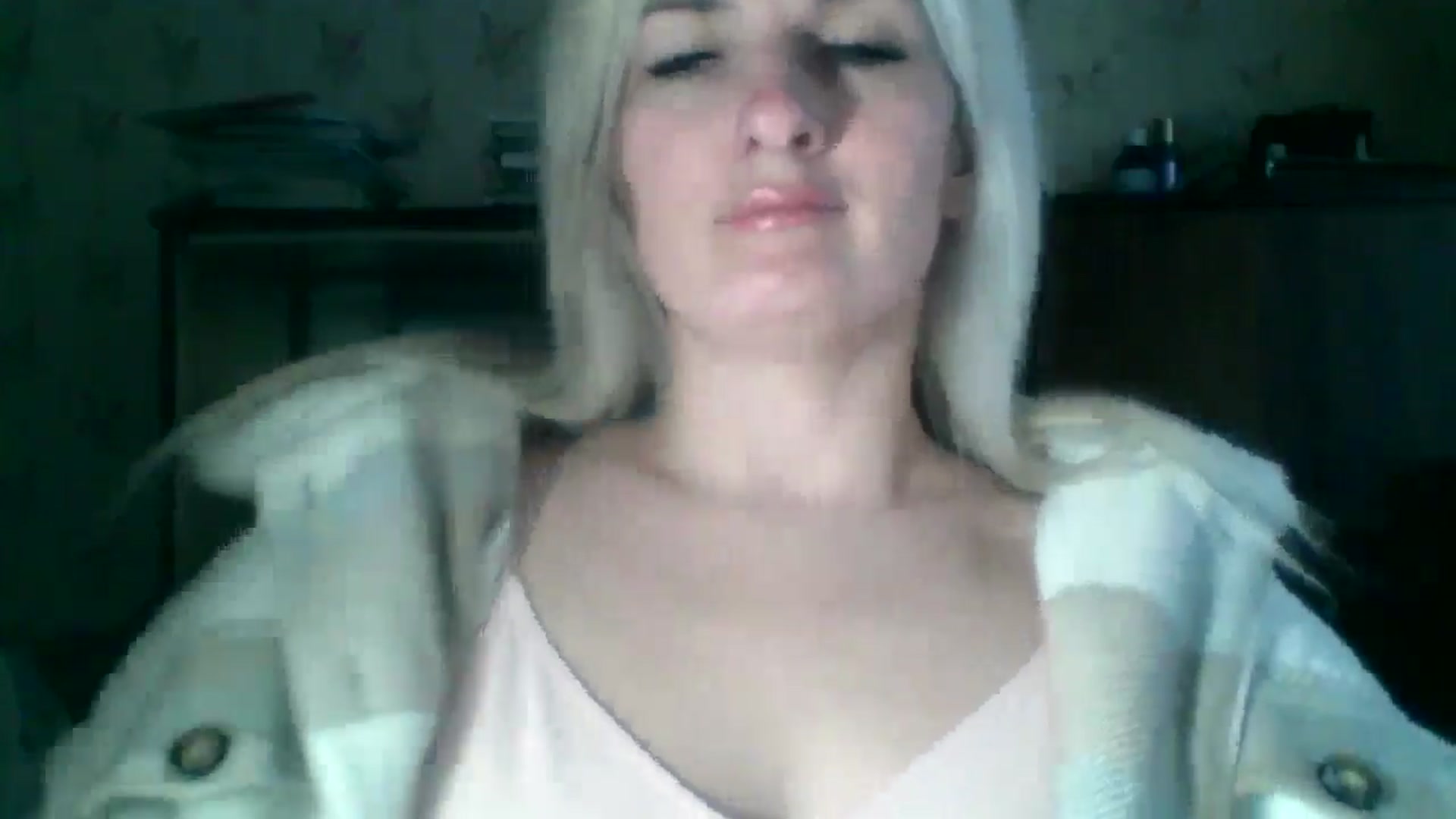 Gallery image thumbnail from Marta_Haze's myfreecams stream on, 04/12/2026, 14:46 image 20 of 20