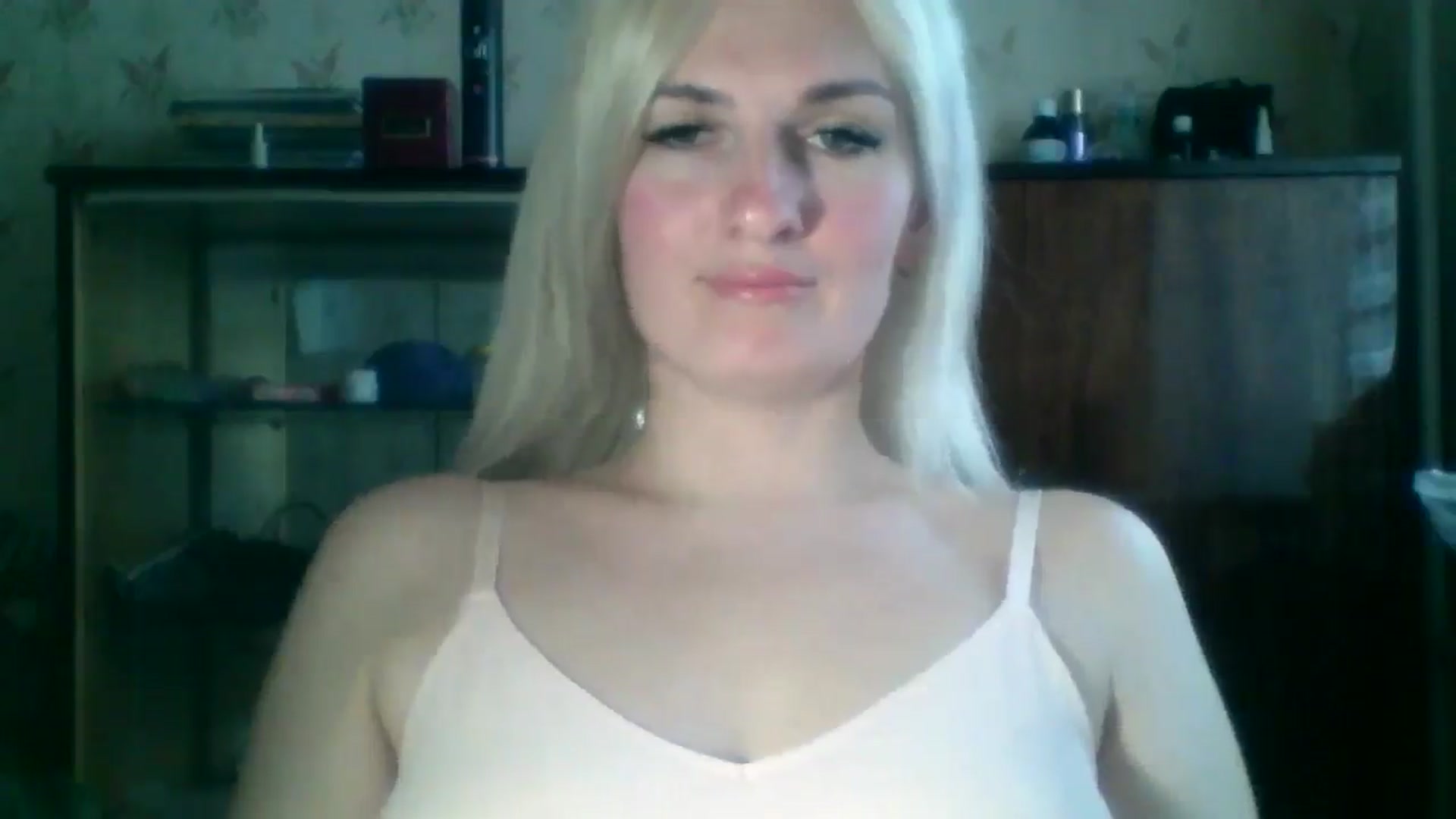 Gallery image thumbnail from Marta_Haze's myfreecams stream on, 04/13/2026, 10:14 image 13 of 20