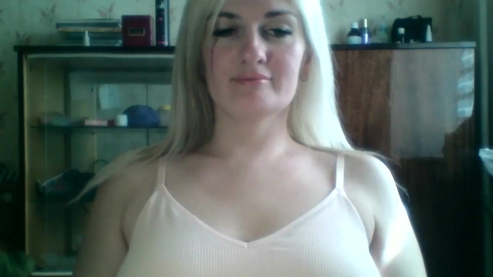Gallery image thumbnail from Marta_Haze's myfreecams stream on, 04/13/2026, 10:14 image 11 of 20
