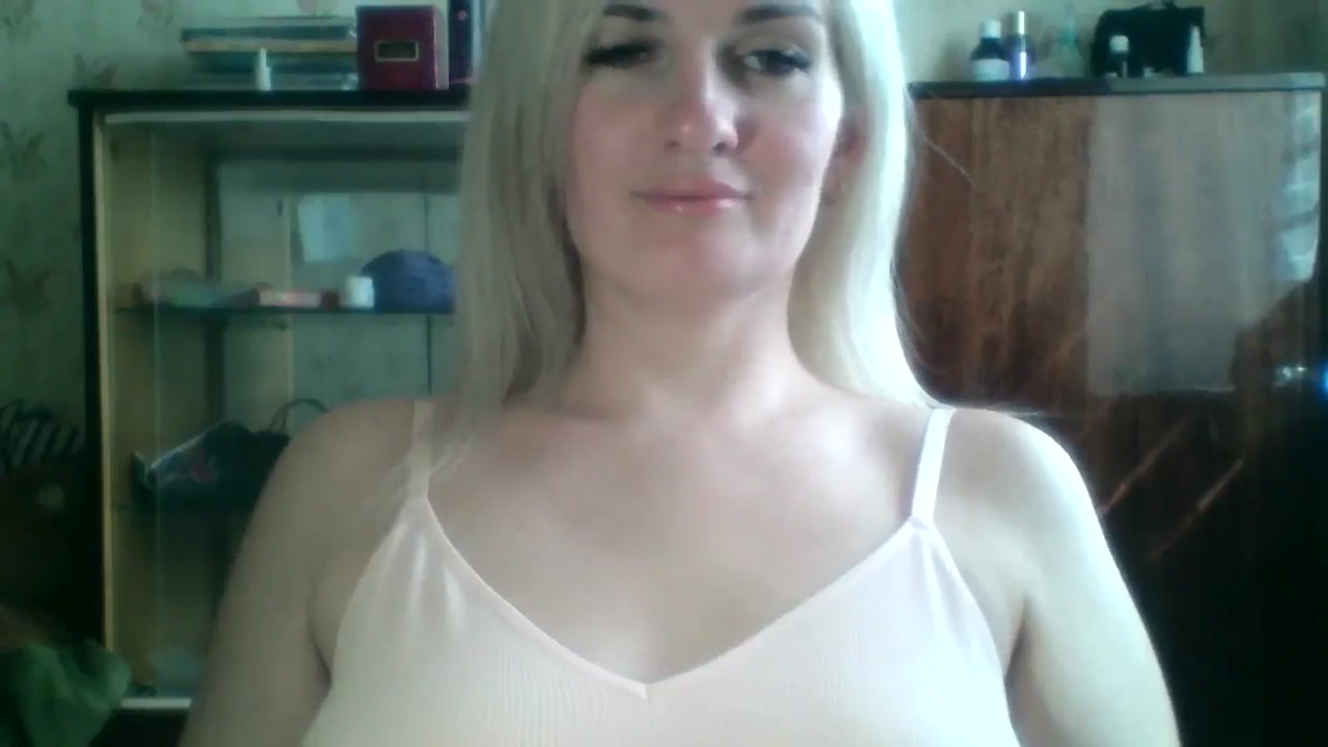 Gallery image thumbnail from Marta_Haze's myfreecams stream on, 04/13/2026, 11:05 image 7 of 20
