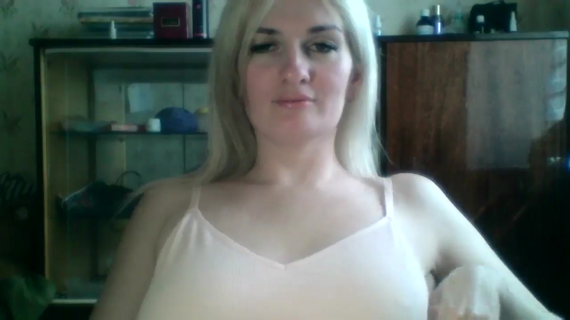 Gallery image thumbnail from Marta_Haze's myfreecams stream on, 04/13/2026, 11:05 image 2 of 20