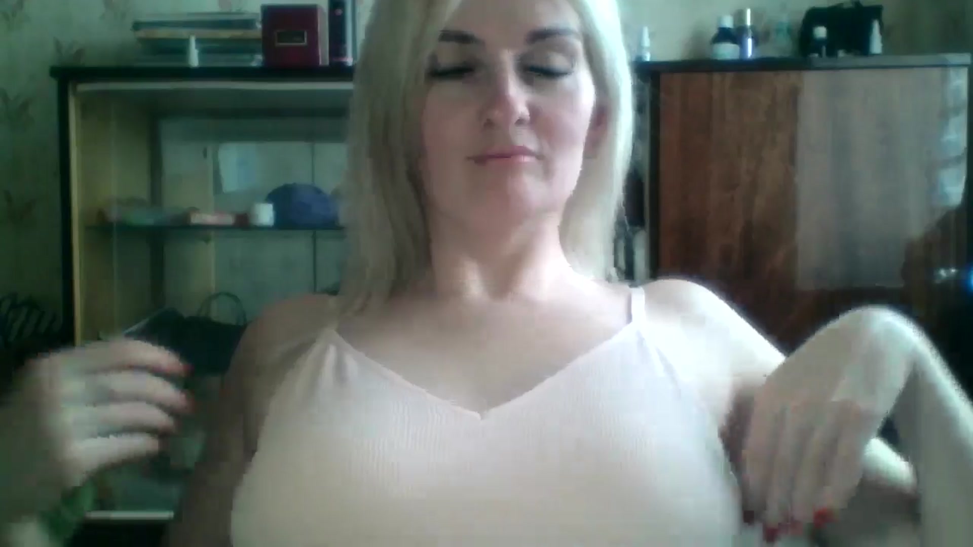 Gallery image thumbnail from Marta_Haze's myfreecams stream on, 04/13/2026, 11:05 image 6 of 20