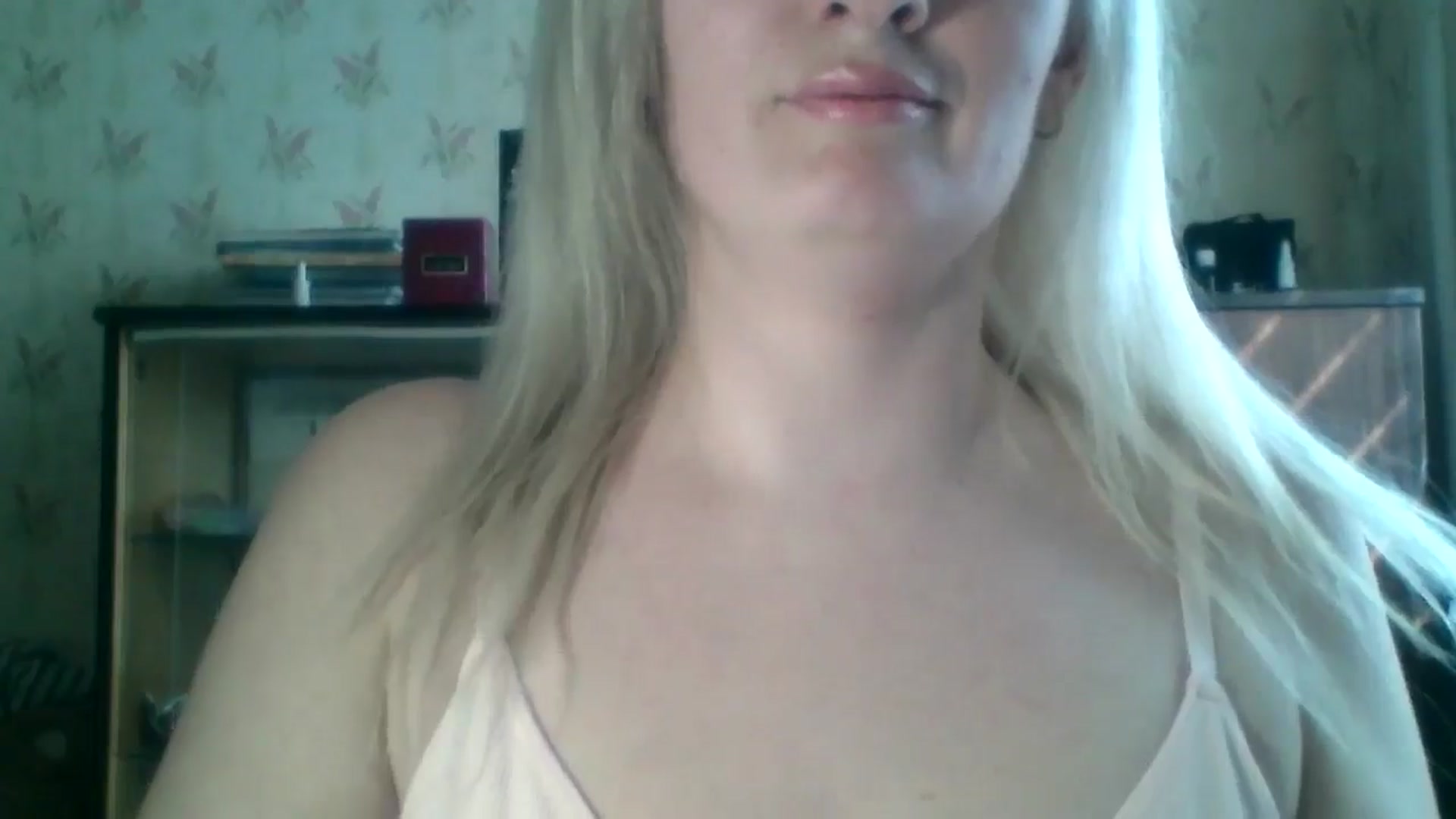 Gallery image thumbnail from Marta_Haze's myfreecams stream on, 04/13/2026, 12:05 image 12 of 20