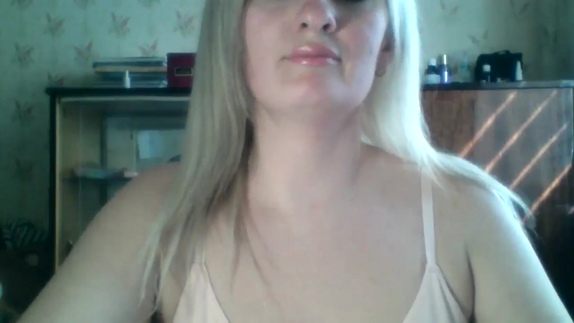 Gallery image thumbnail from Marta_Haze's myfreecams stream on, 04/13/2026, 12:05 image 13 of 20