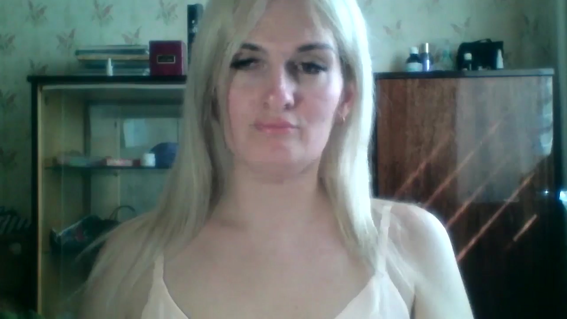 Gallery image thumbnail from Marta_Haze's myfreecams stream on, 04/13/2026, 12:05 image 2 of 20