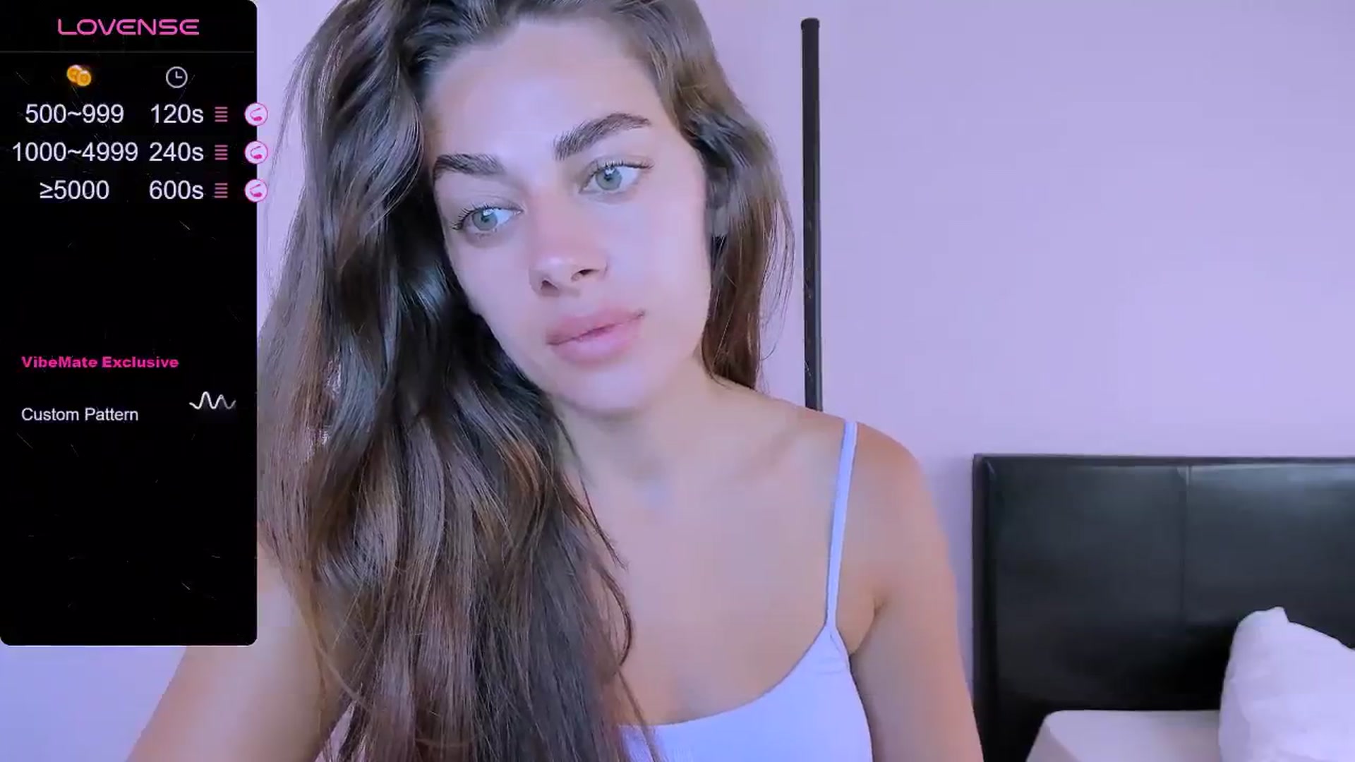 Gallery image thumbnail from Marta__jes's myfreecams stream on, 06/12/2024, 15:40 image 4 of 20