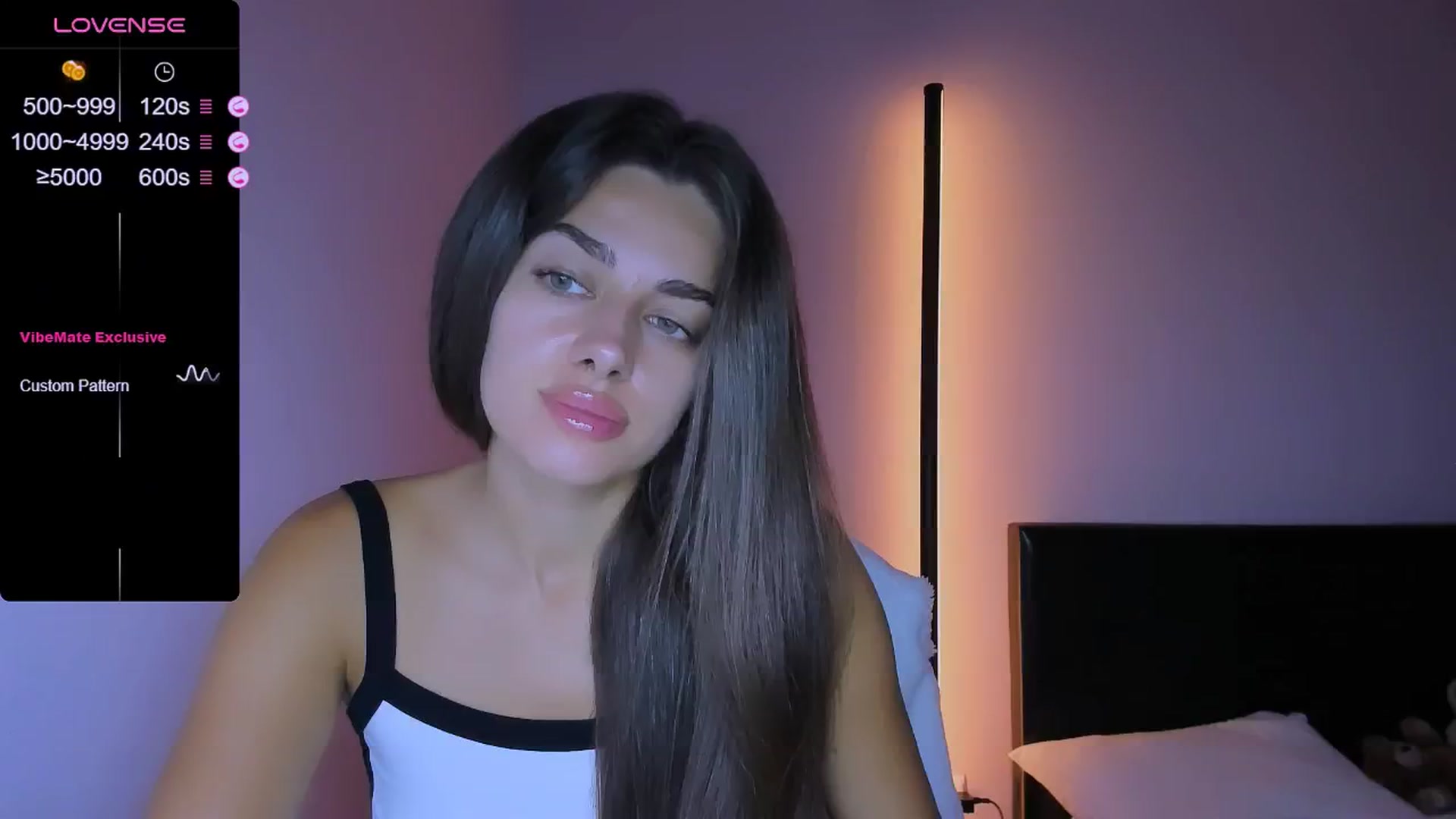 Gallery image thumbnail from Marta__jes's myfreecams stream on, 06/23/2024, 20:11 image 13 of 20