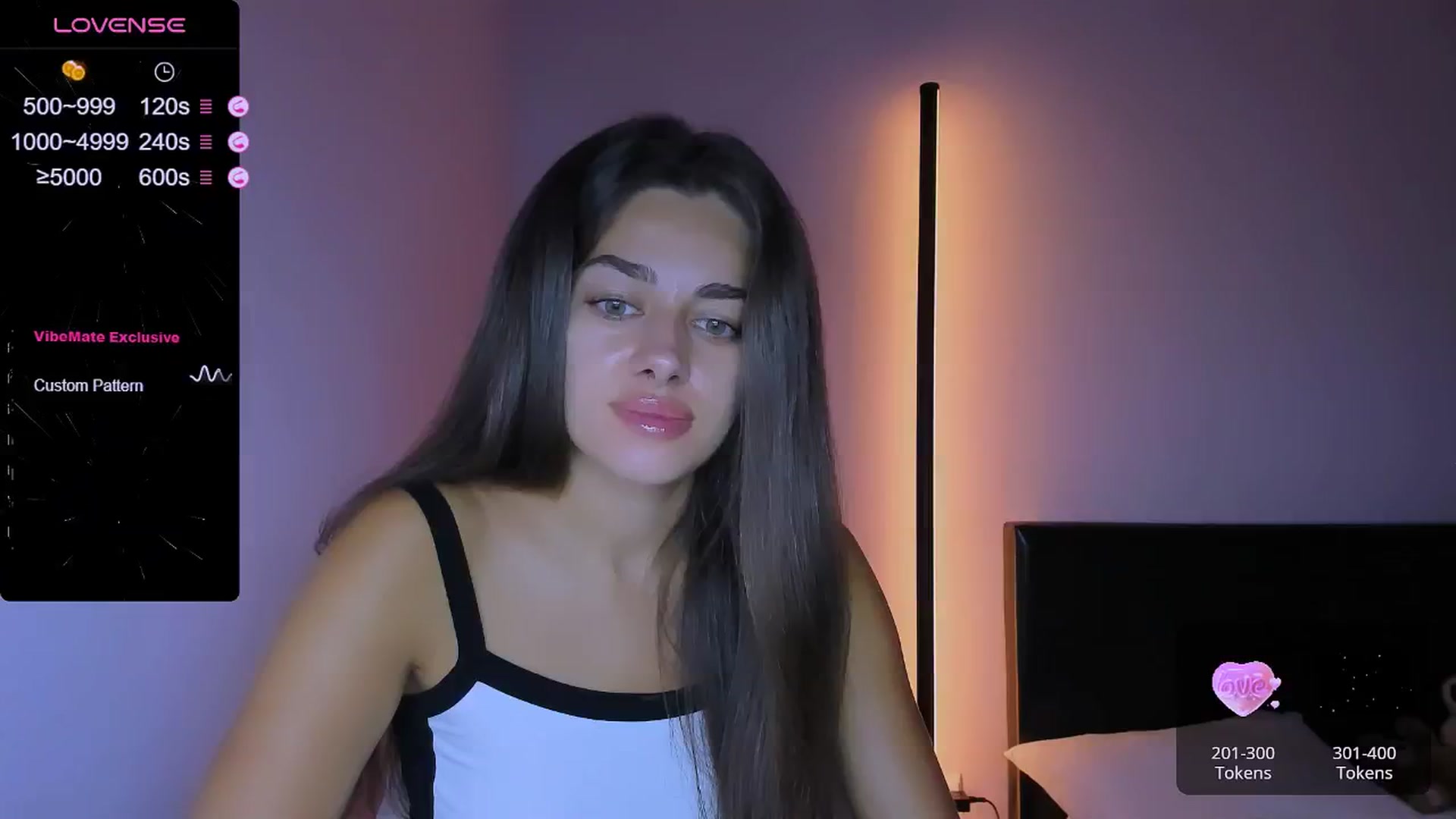Gallery image thumbnail from Marta__jes's myfreecams stream on, 06/23/2024, 20:11 image 4 of 20