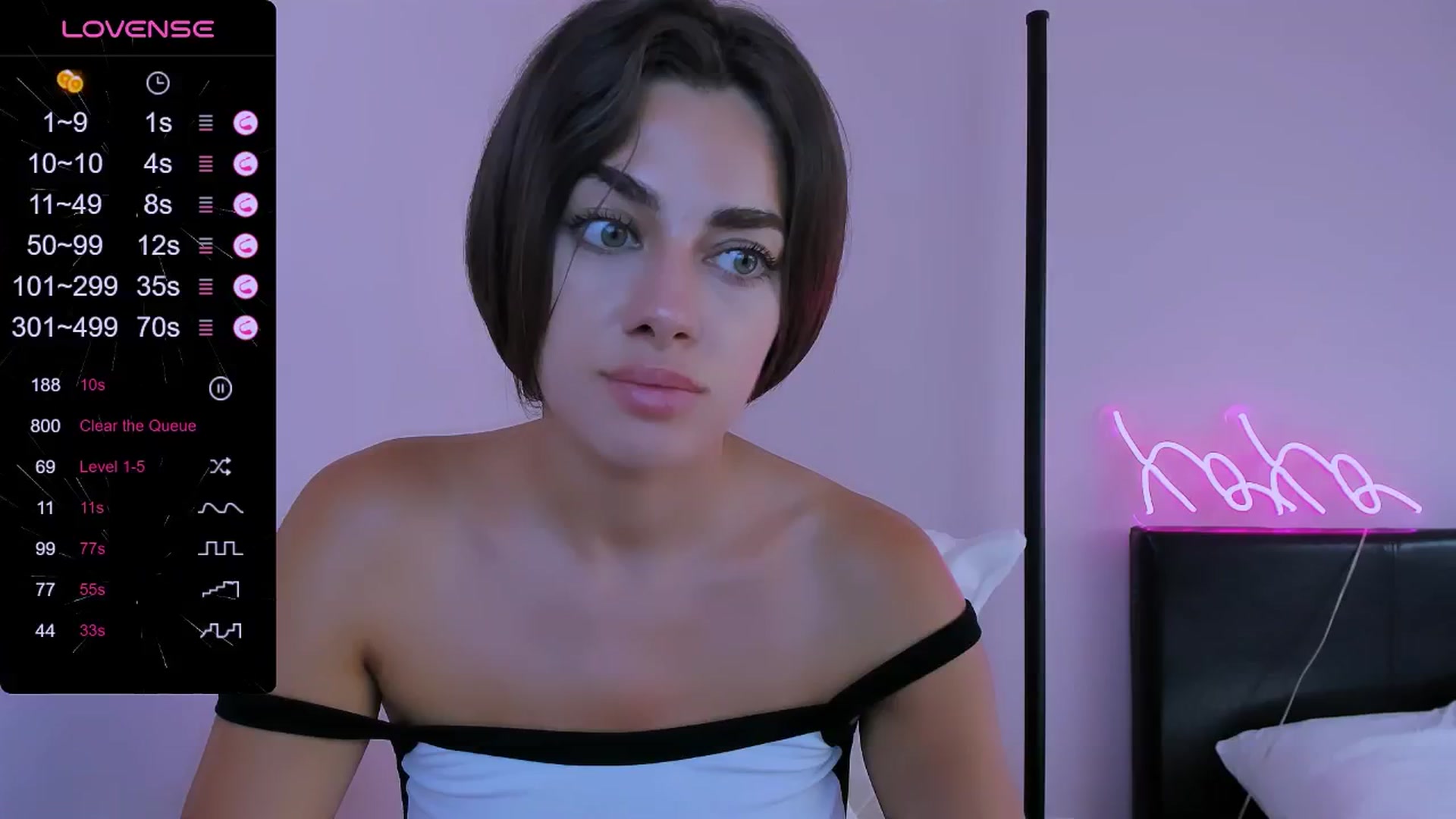 Gallery image thumbnail from Marta__jes's myfreecams stream on, 06/28/2024, 15:04 image 17 of 20