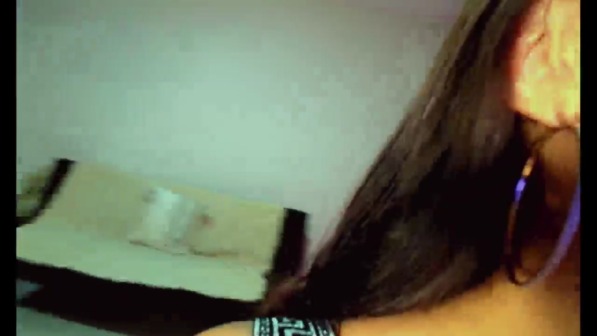 Gallery image thumbnail from MartinaFoxxy's myfreecams stream on, 12/24/2025, 23:42 image 6 of 20