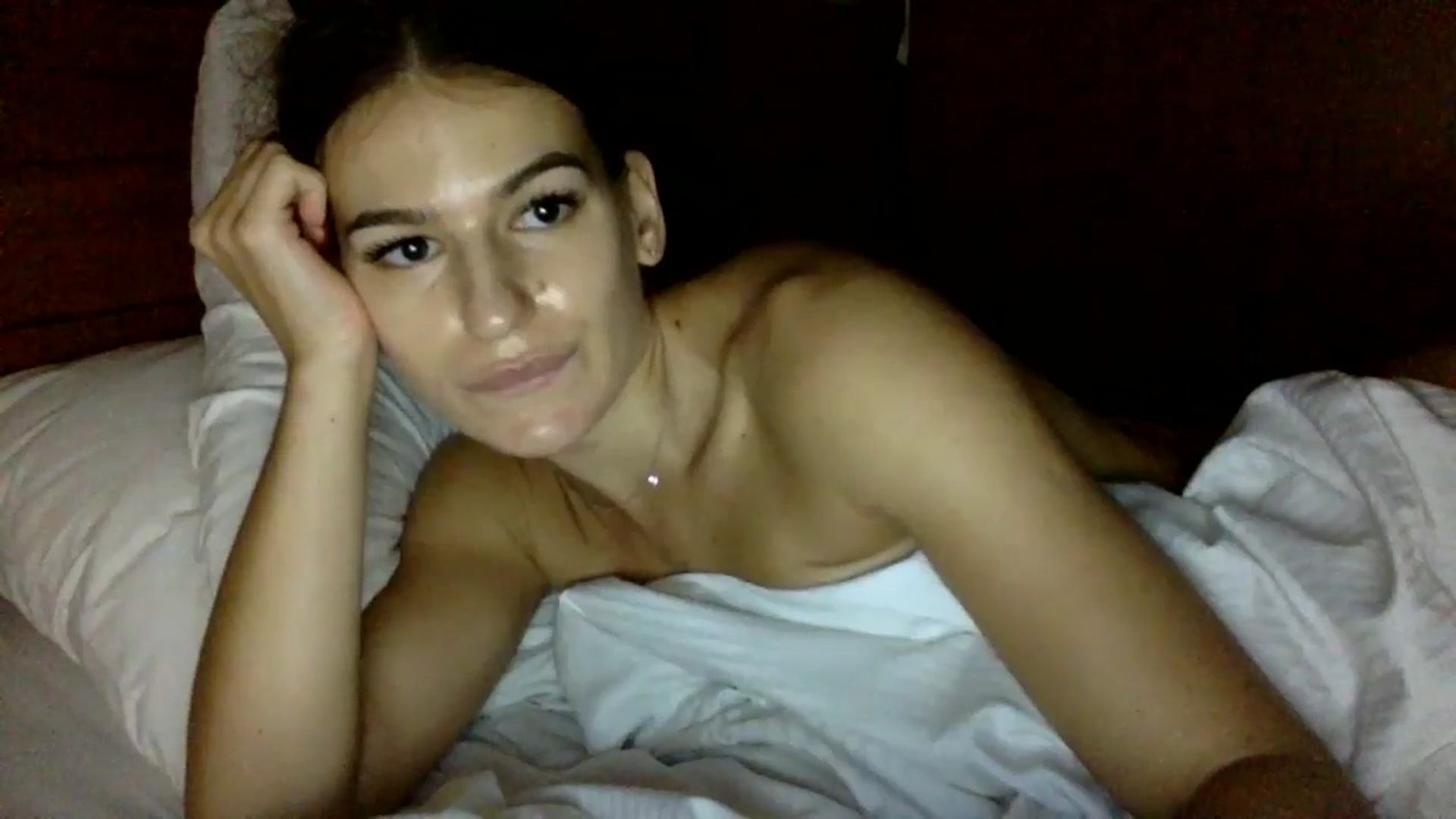 Gallery image thumbnail from Mary1One's myfreecams stream on, 07/03/2024, 11:28 image 17 of 20