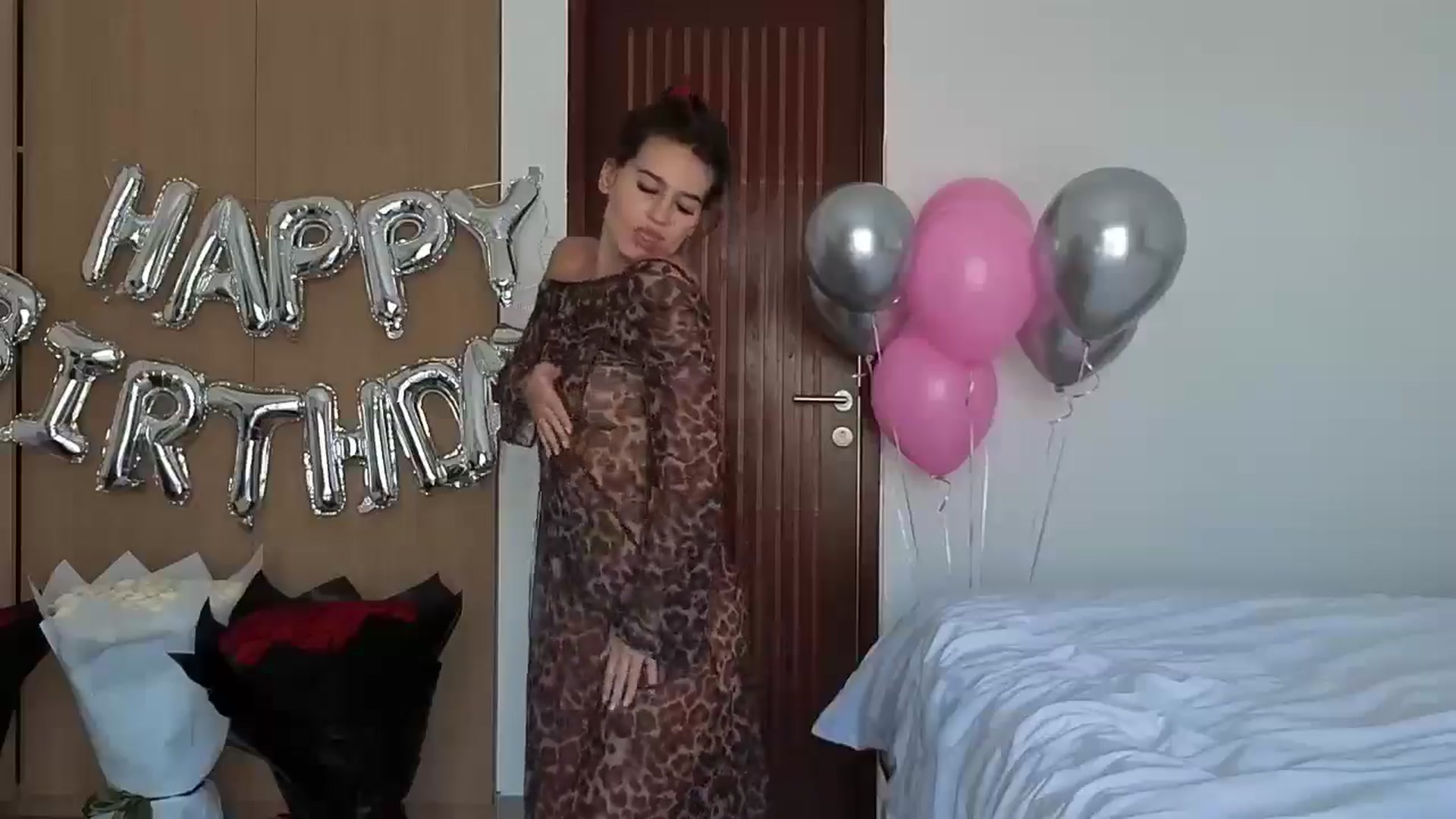 Gallery image thumbnail from Mary1One's myfreecams stream on, 03/10/2025, 05:58 image 11 of 20