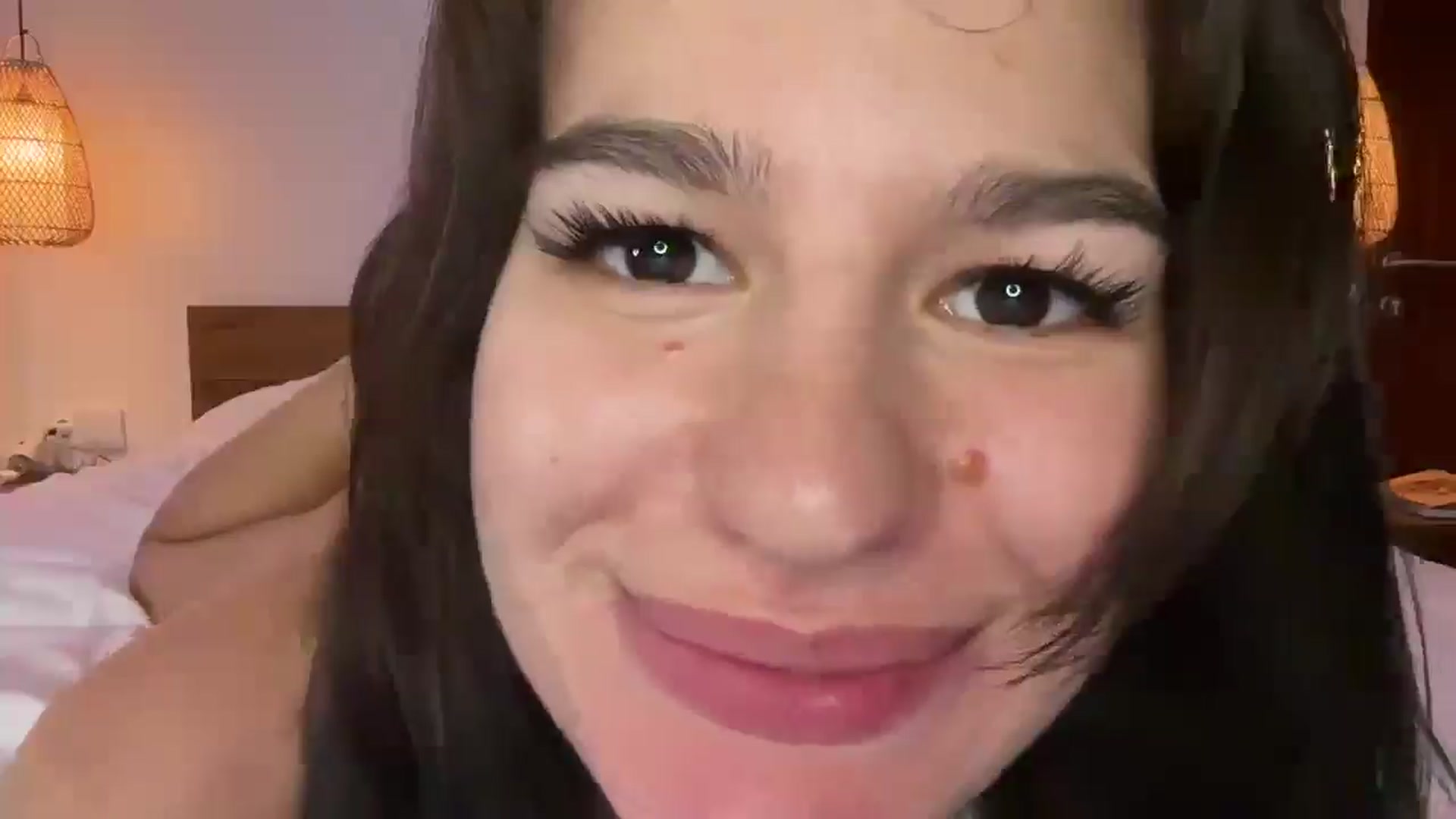 Gallery image thumbnail from Mary1One's myfreecams stream on, 05/11/2025, 14:31 image 11 of 20
