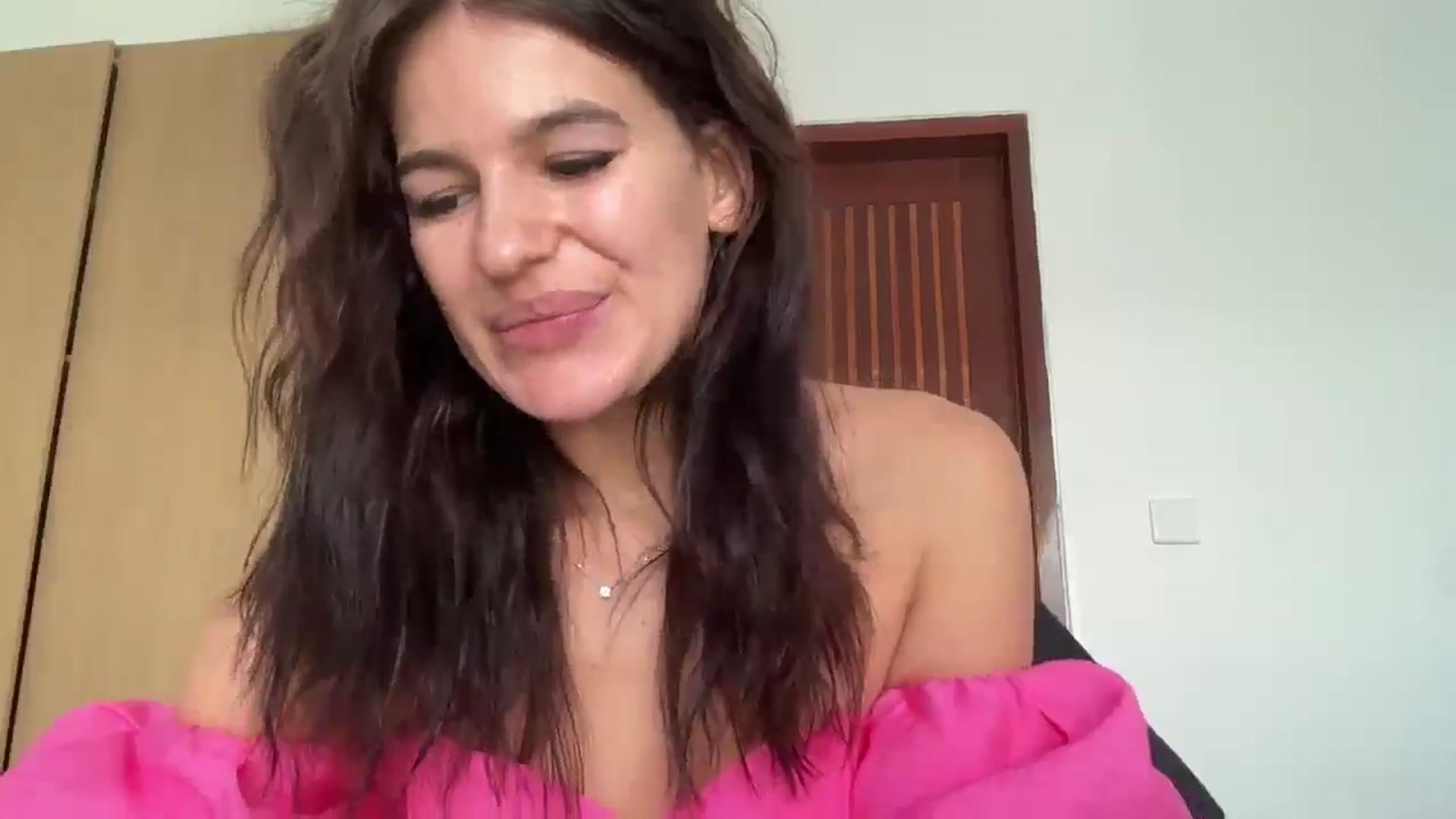 Gallery image thumbnail from Mary1One's myfreecams stream on, 06/18/2025, 04:20 image 18 of 20