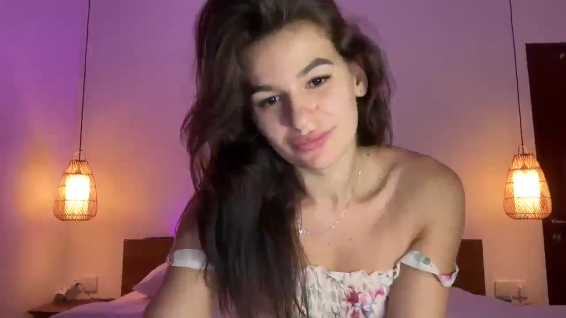 Gallery image thumbnail from Mary1One's myfreecams stream on, 07/31/2025, 15:38 image 2 of 20