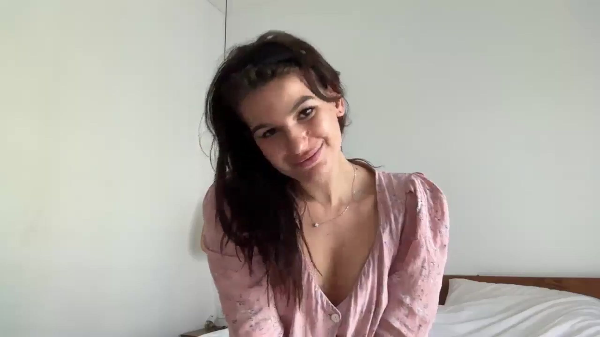 Gallery image thumbnail from Mary1One's myfreecams stream on, 08/06/2025, 06:41 image 8 of 20