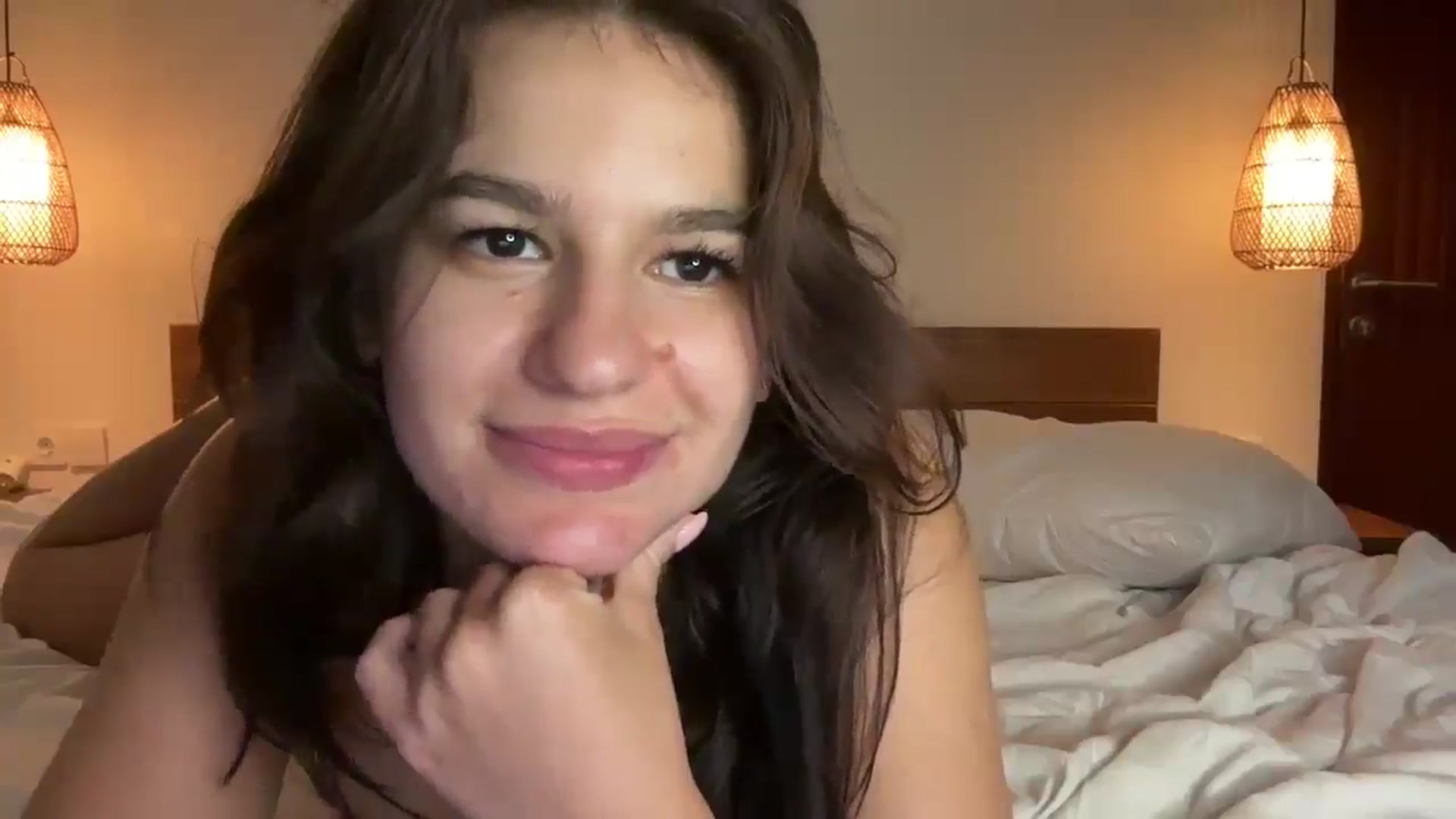 Gallery image thumbnail from Mary1One's myfreecams stream on, 08/24/2025, 14:46 image 15 of 20