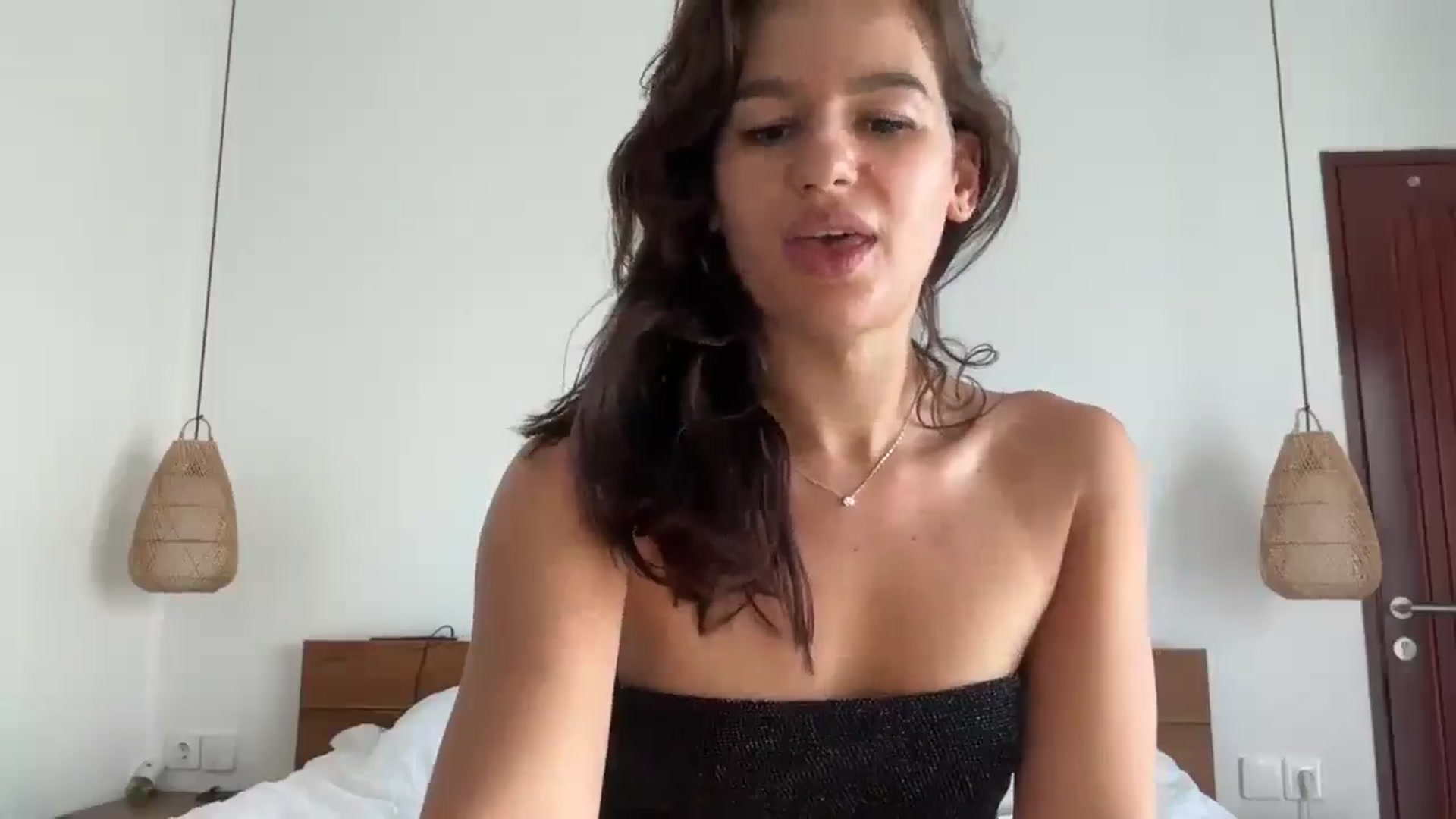 Gallery image thumbnail from Mary1One's myfreecams stream on, 08/25/2025, 04:59 image 8 of 20