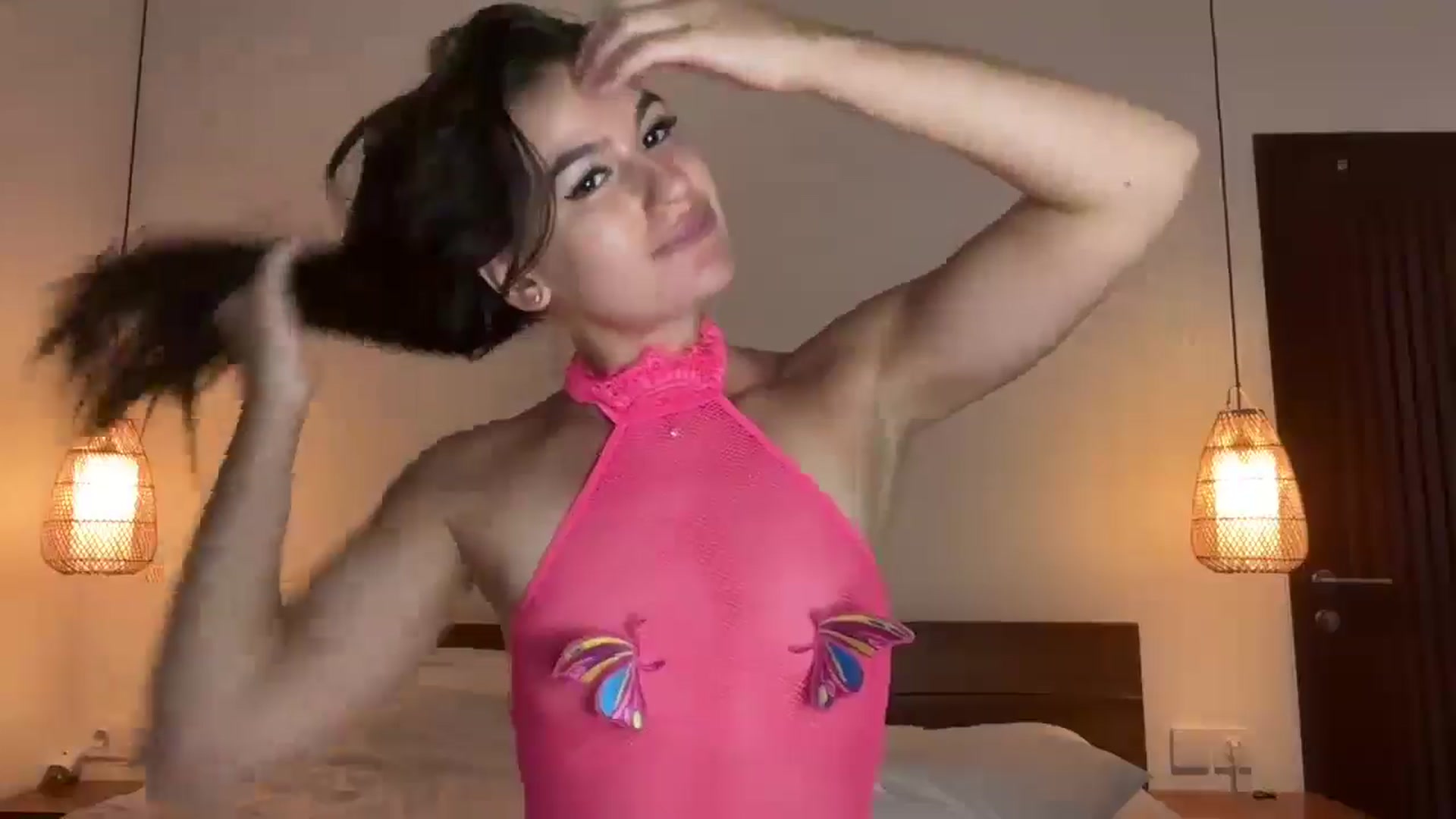 Gallery image thumbnail from Mary1One's myfreecams stream on, 09/05/2025, 07:09 image 9 of 20