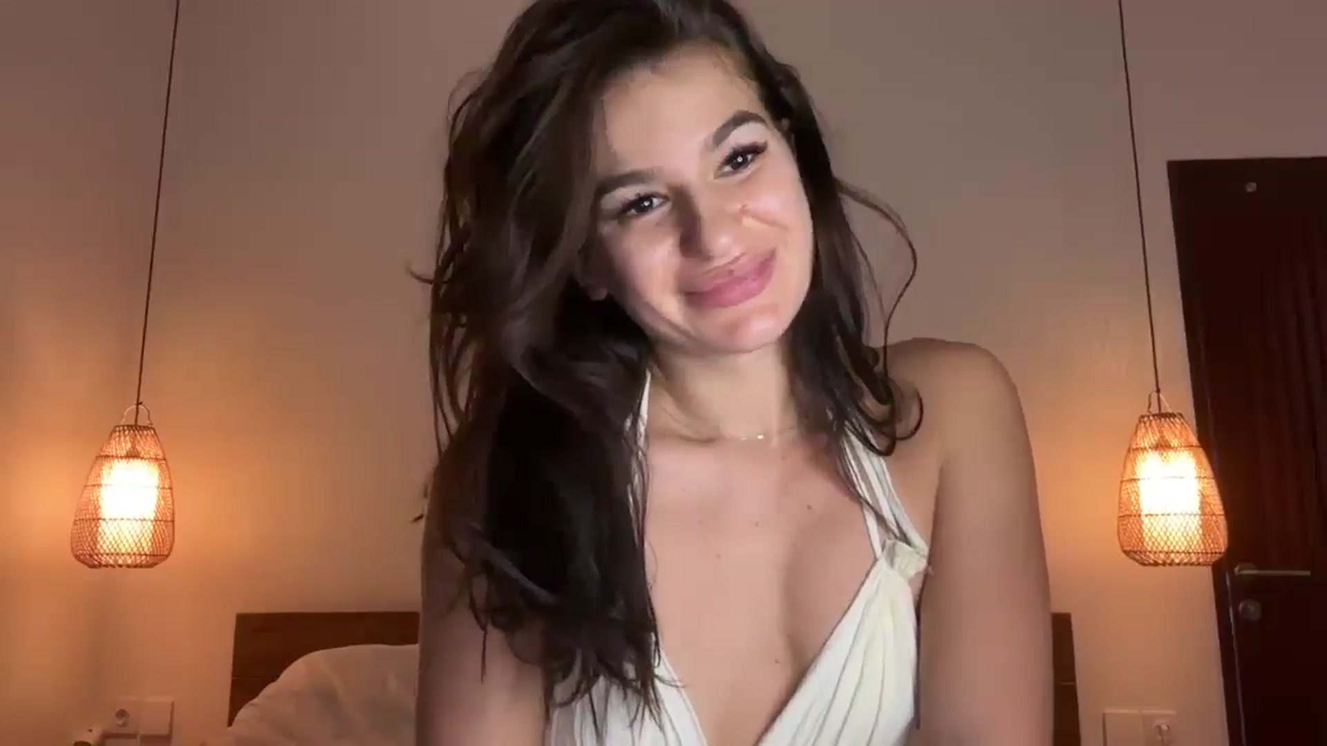 Gallery image thumbnail from Mary1One's myfreecams stream on, 09/29/2025, 05:33 image 14 of 20