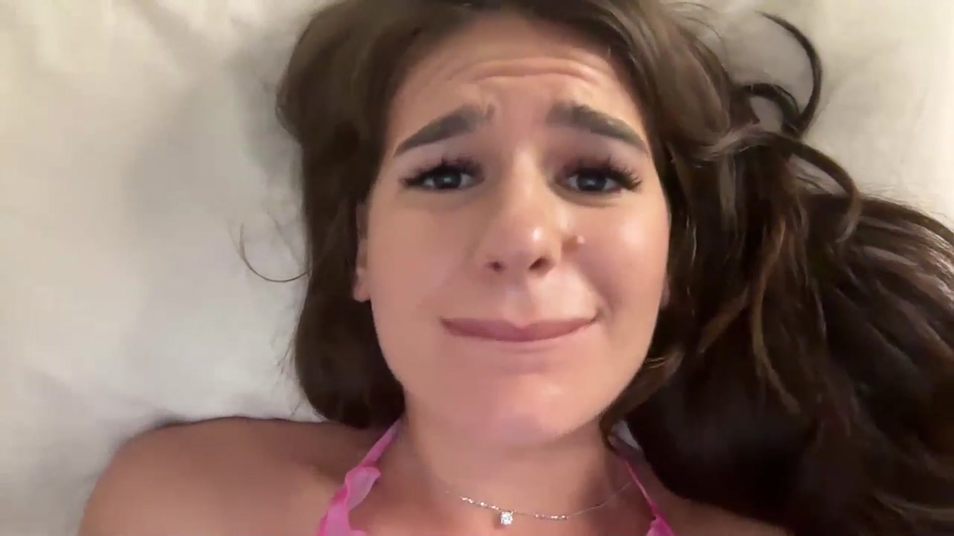 Gallery image thumbnail from Mary1One's myfreecams stream on, 11/09/2025, 17:16 image 4 of 20