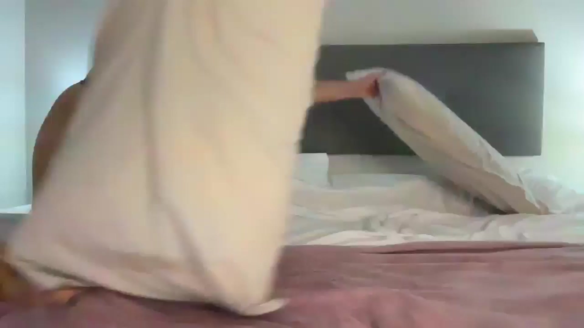 Gallery image thumbnail from Mary1One's myfreecams stream on, 12/24/2025, 22:11 image 1 of 20