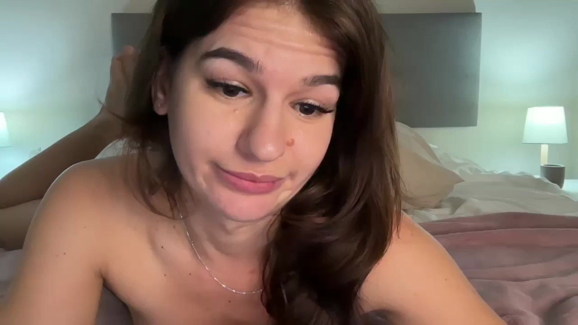 Gallery image thumbnail from Mary1One's myfreecams stream on, 12/31/2025, 19:30 image 12 of 20