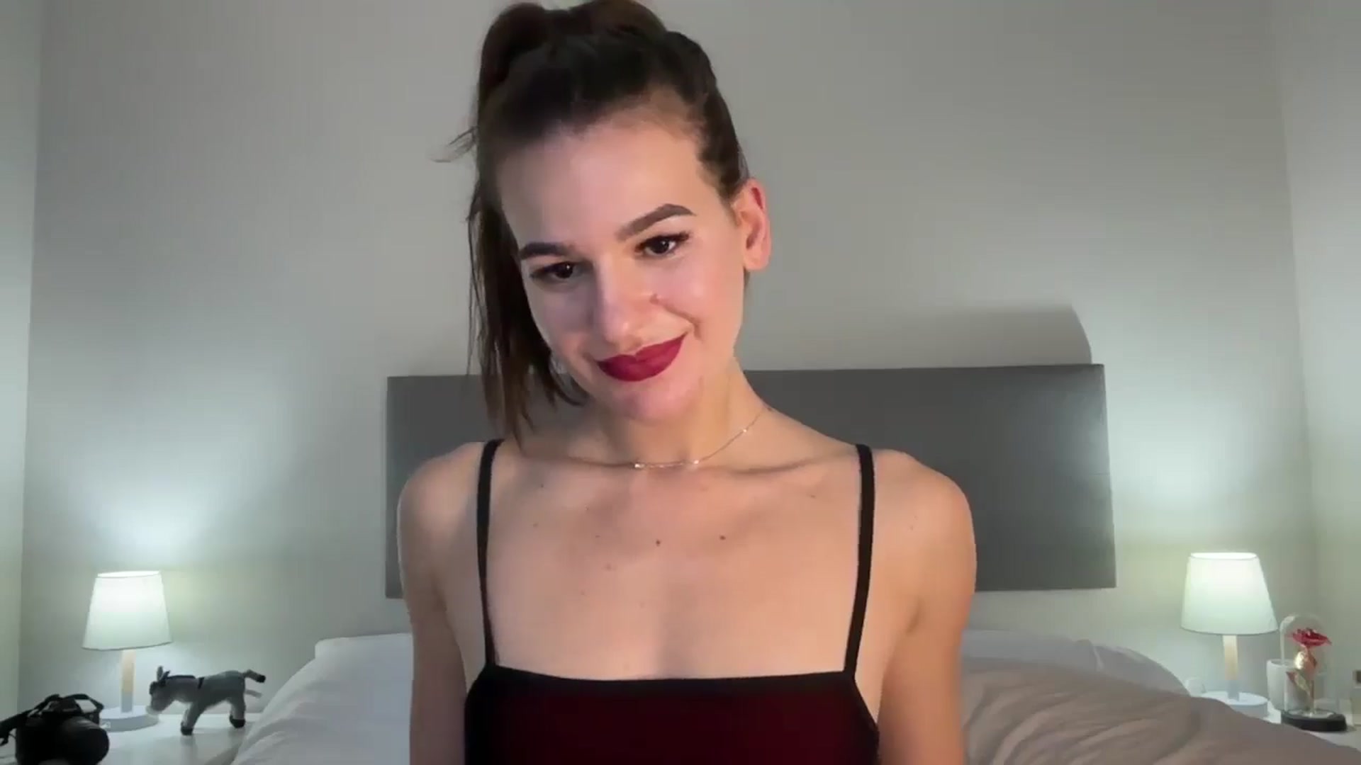 Gallery image thumbnail from Mary1One's myfreecams stream on, 02/02/2026, 17:34 image 17 of 20