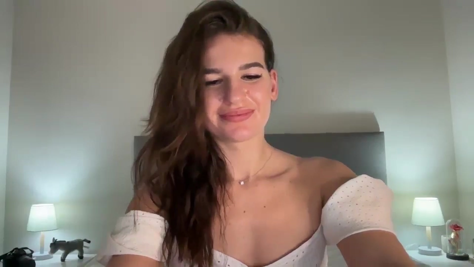 Gallery image thumbnail from Mary1One's myfreecams stream on, 02/03/2026, 18:54 image 4 of 20