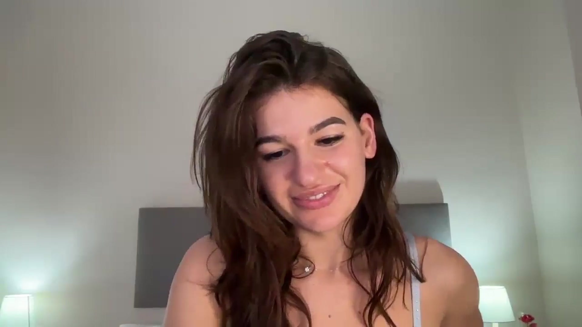 Gallery image thumbnail from Mary1One's myfreecams stream on, 02/05/2026, 17:06 image 15 of 20