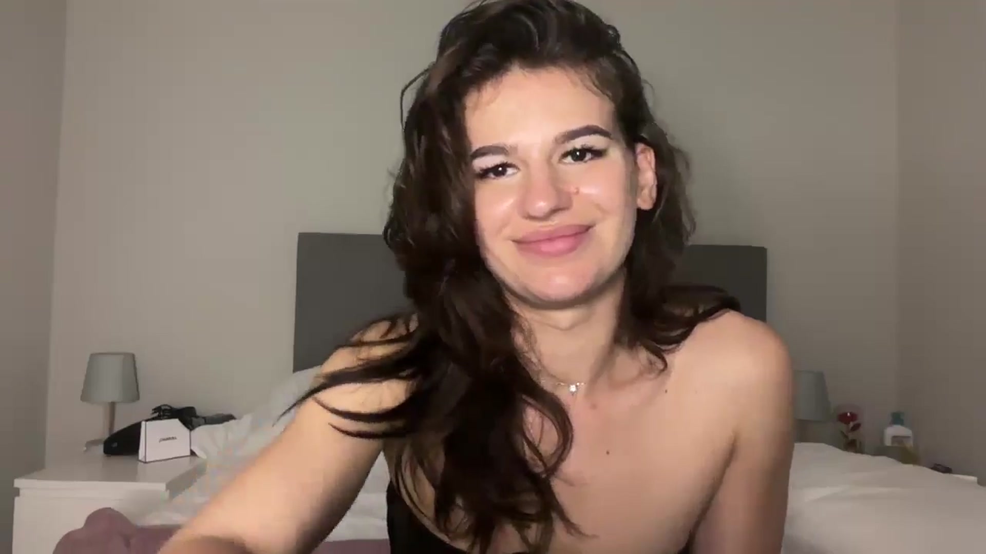 Gallery image thumbnail from Mary1One's myfreecams stream on, 03/02/2026, 17:18 image 12 of 20