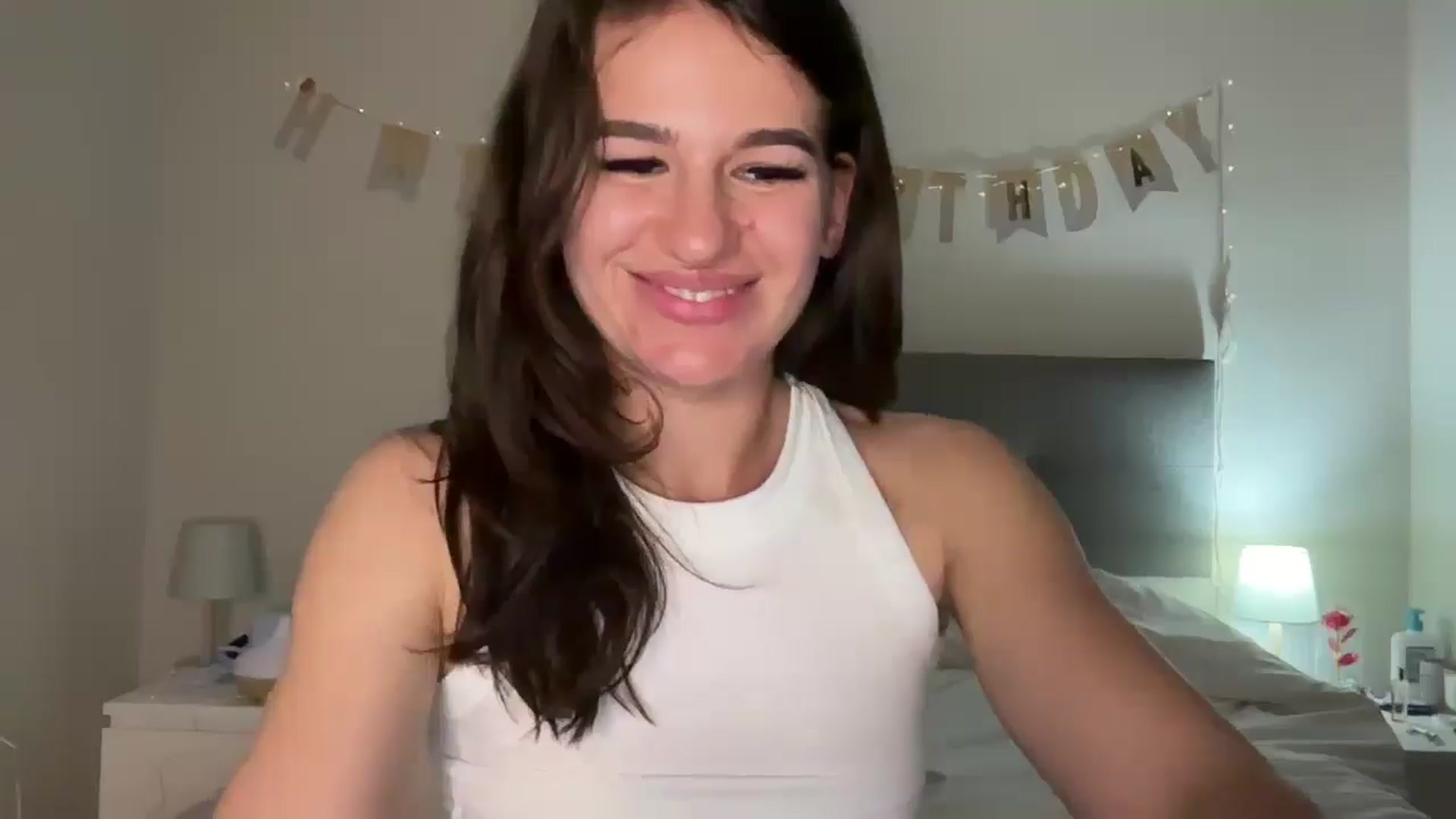 Gallery image thumbnail from Mary1One's myfreecams stream on, 03/14/2026, 22:33 image 20 of 20